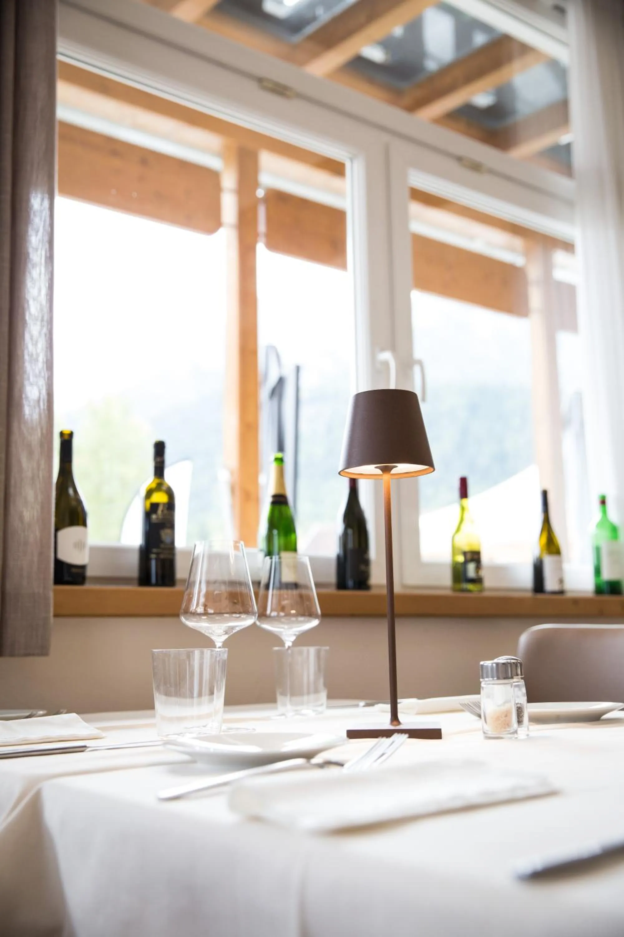 Restaurant/places to eat in Hotel Union