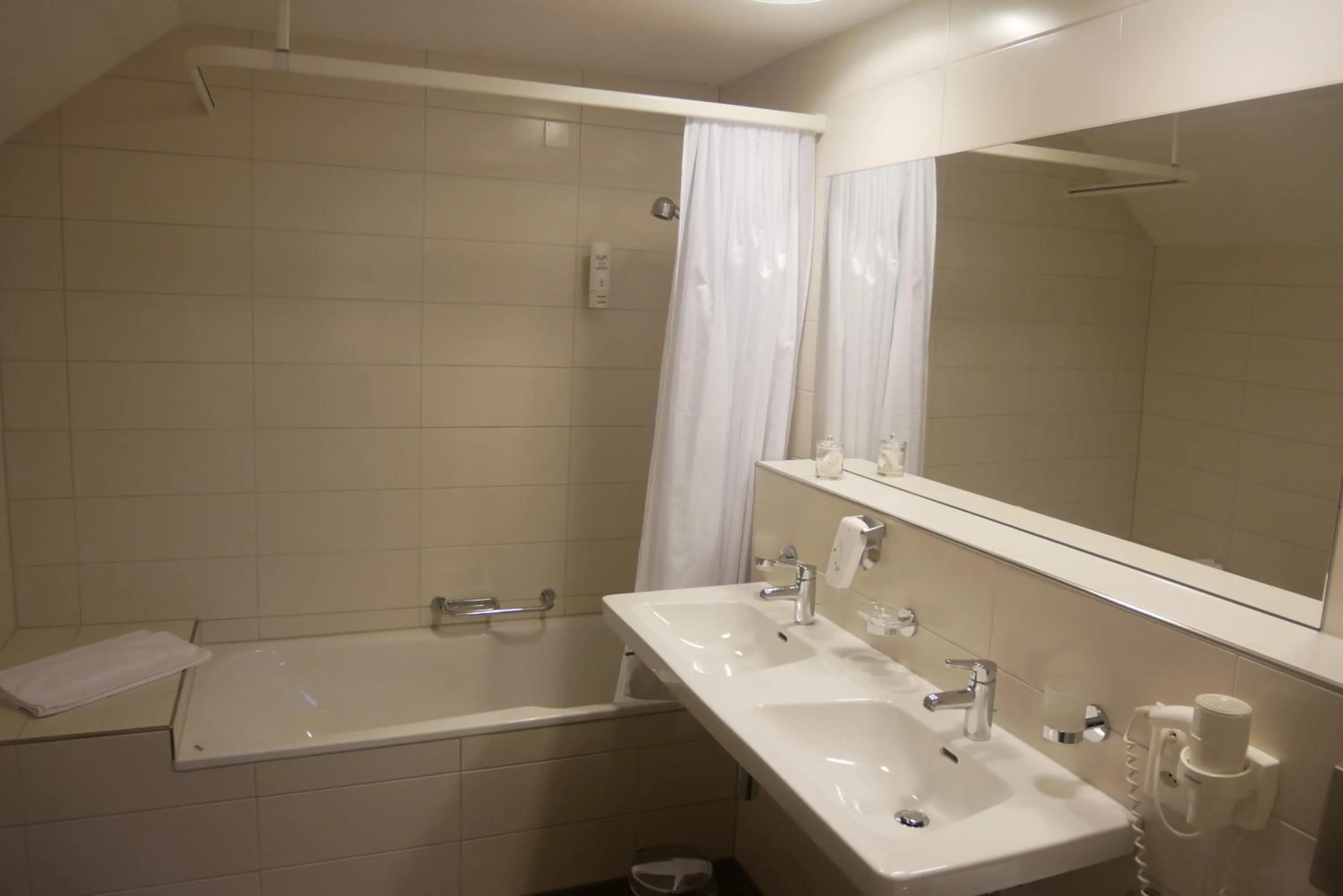 Bathroom in Hotel Schwanen Wil