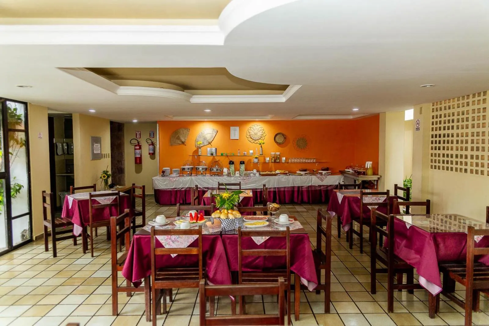 Restaurant/places to eat in GB Hoteis Natal