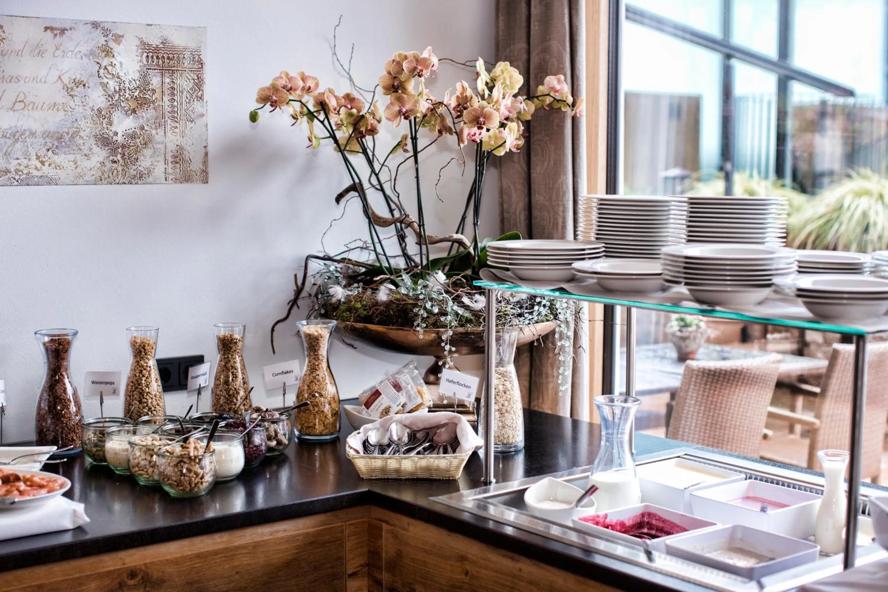 Buffet breakfast in Historisches Gasthaus Hotel Hirschen Horn