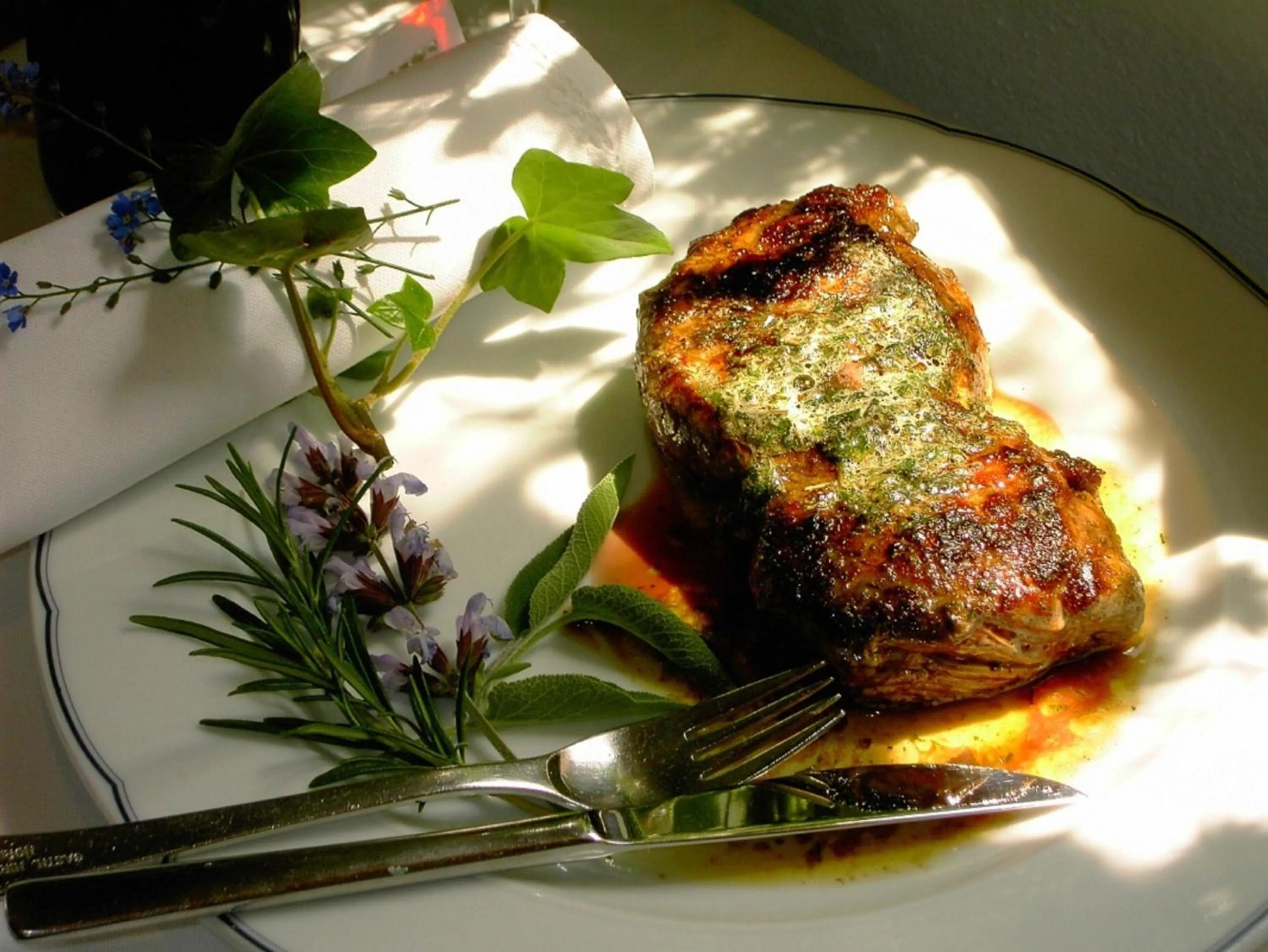 Food close-up in Historisches Gasthaus Hotel Hirschen Horn