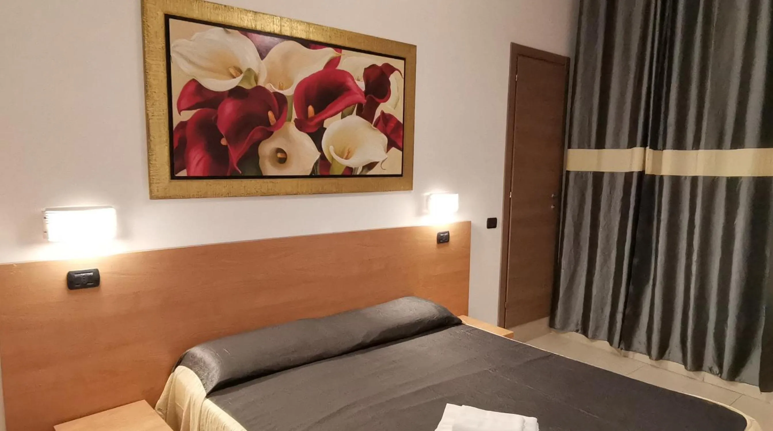 Bathroom, Bed in Sun Moon