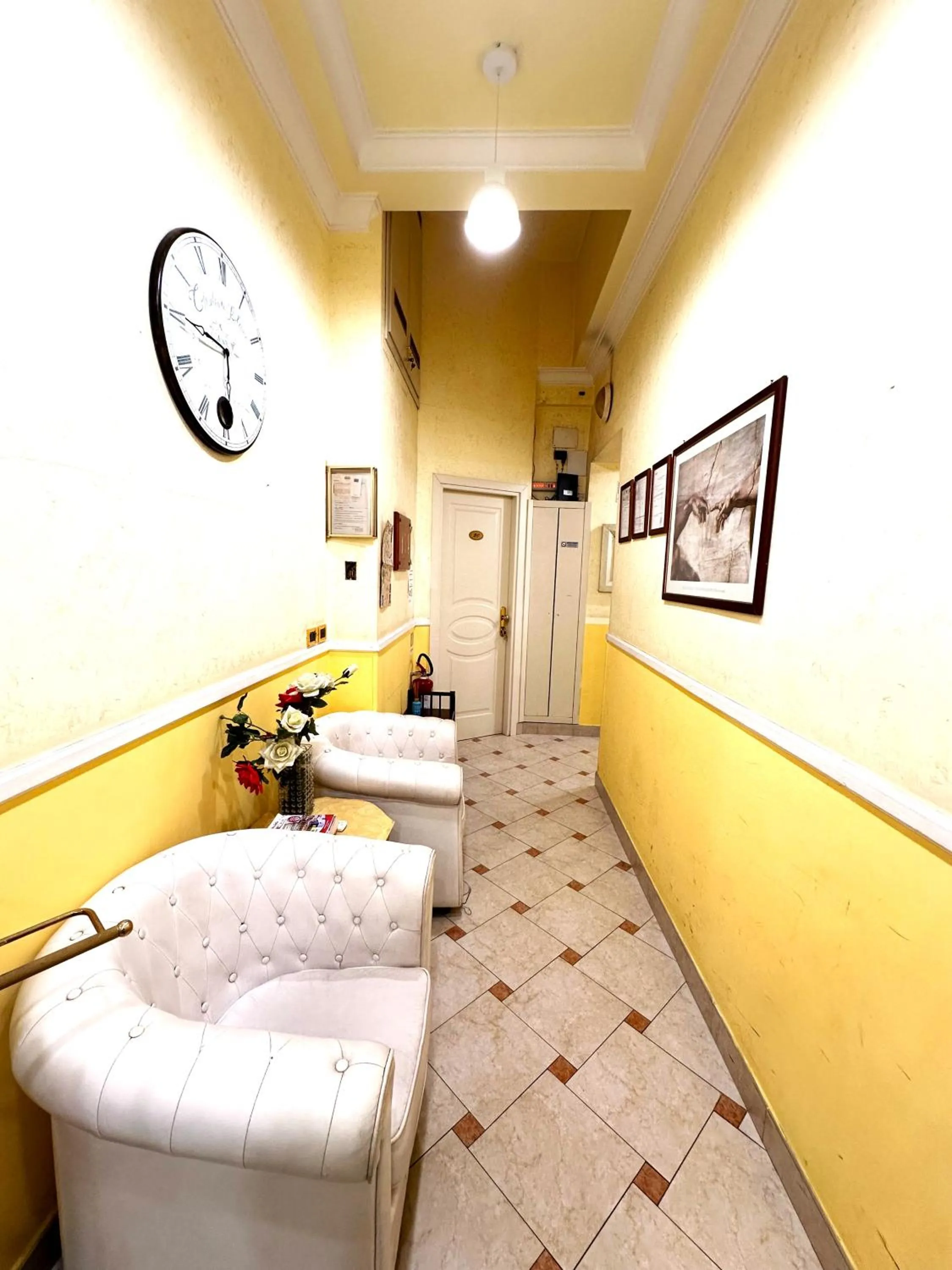 Seating area in Sun Moon