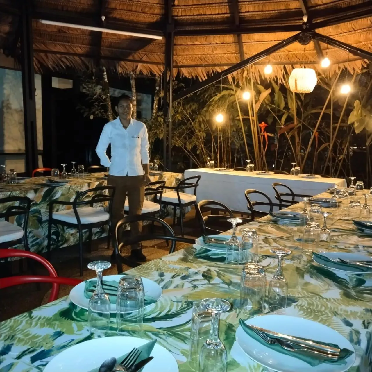 Restaurant/places to eat in Hotel Amazon Bed And Breakfast
