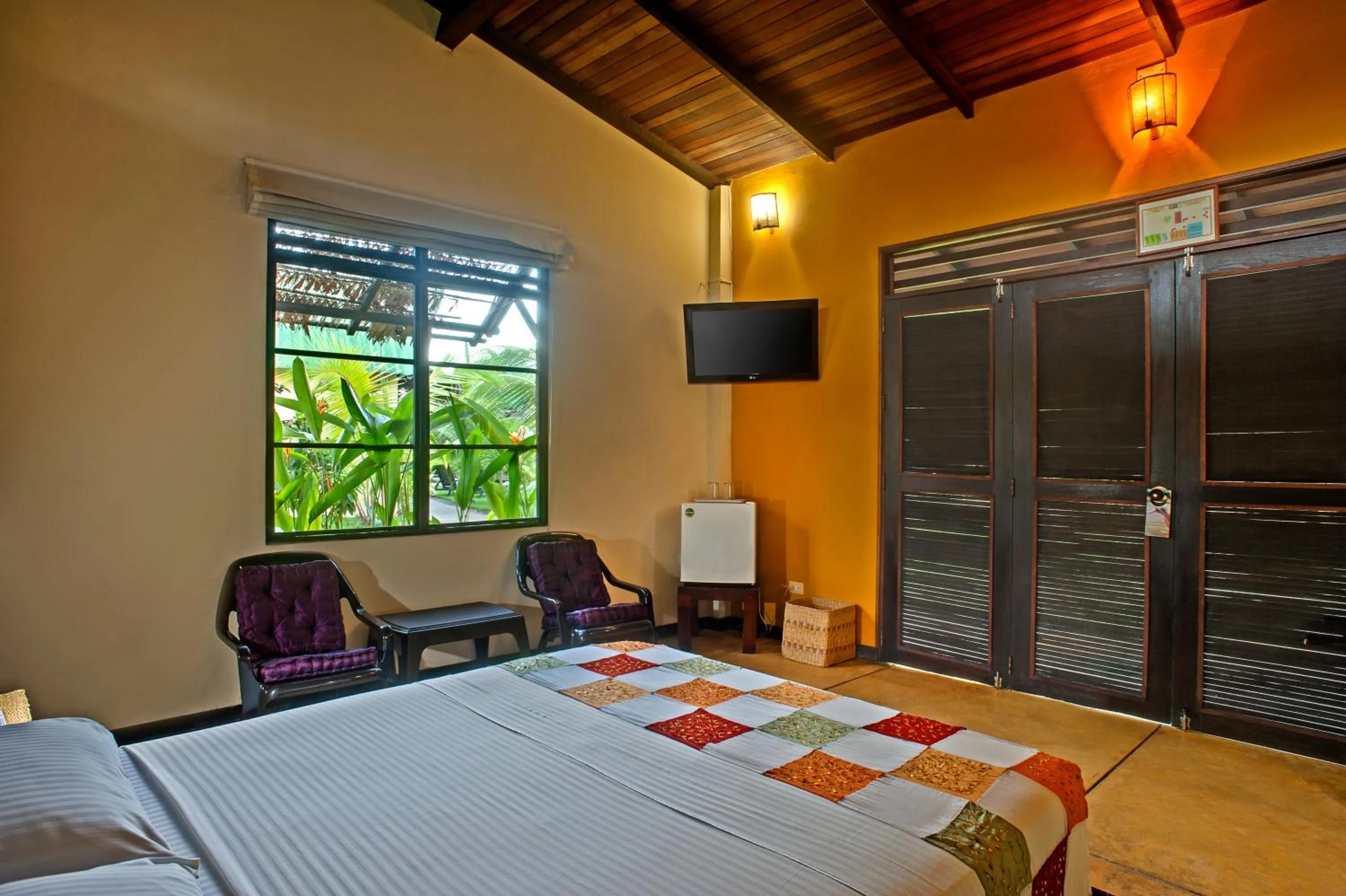 Photo of the whole room, Bed in Hotel Amazon Bed And Breakfast
