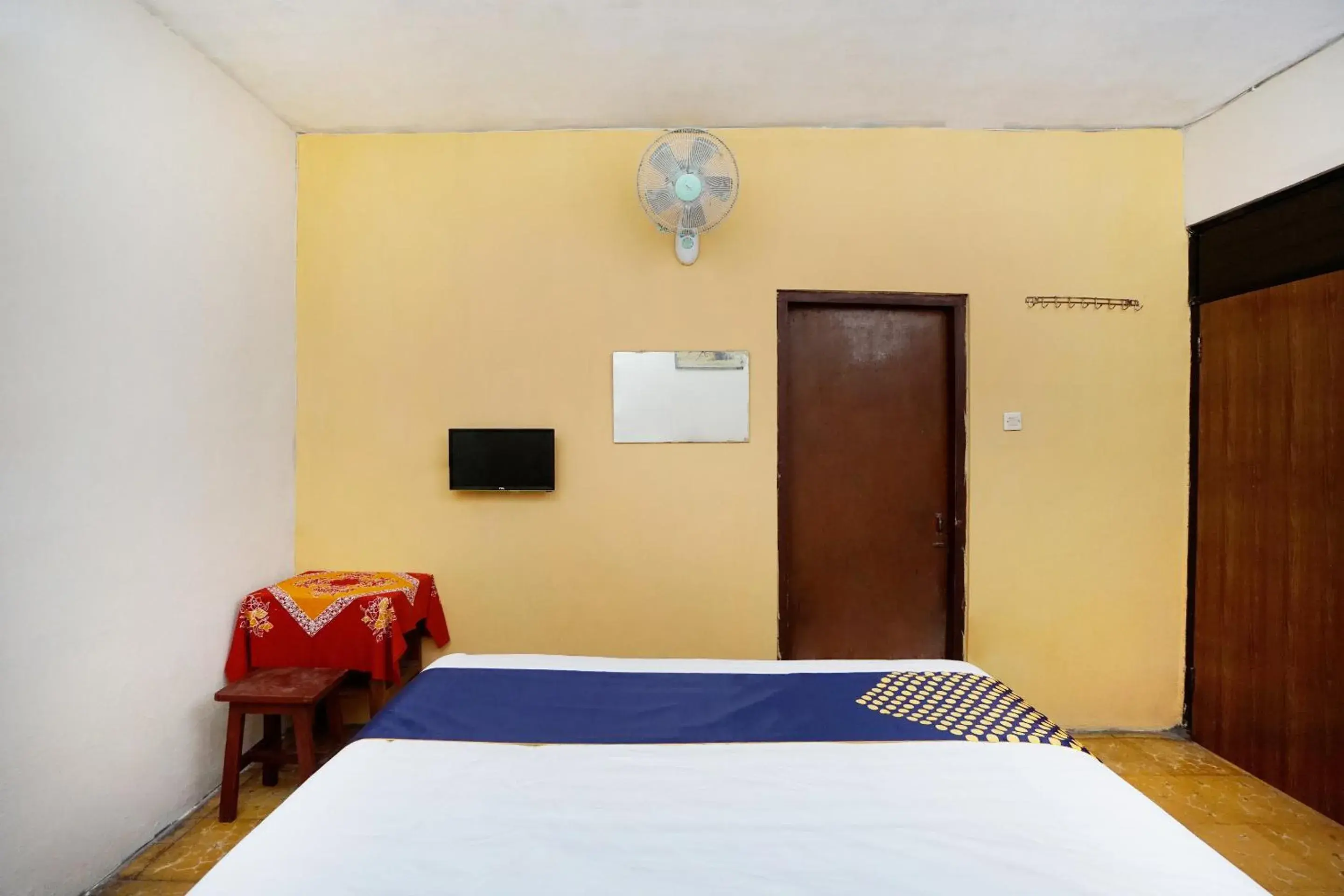 Bedroom, Bed in SPOT ON 2857 Hotel Pelangi