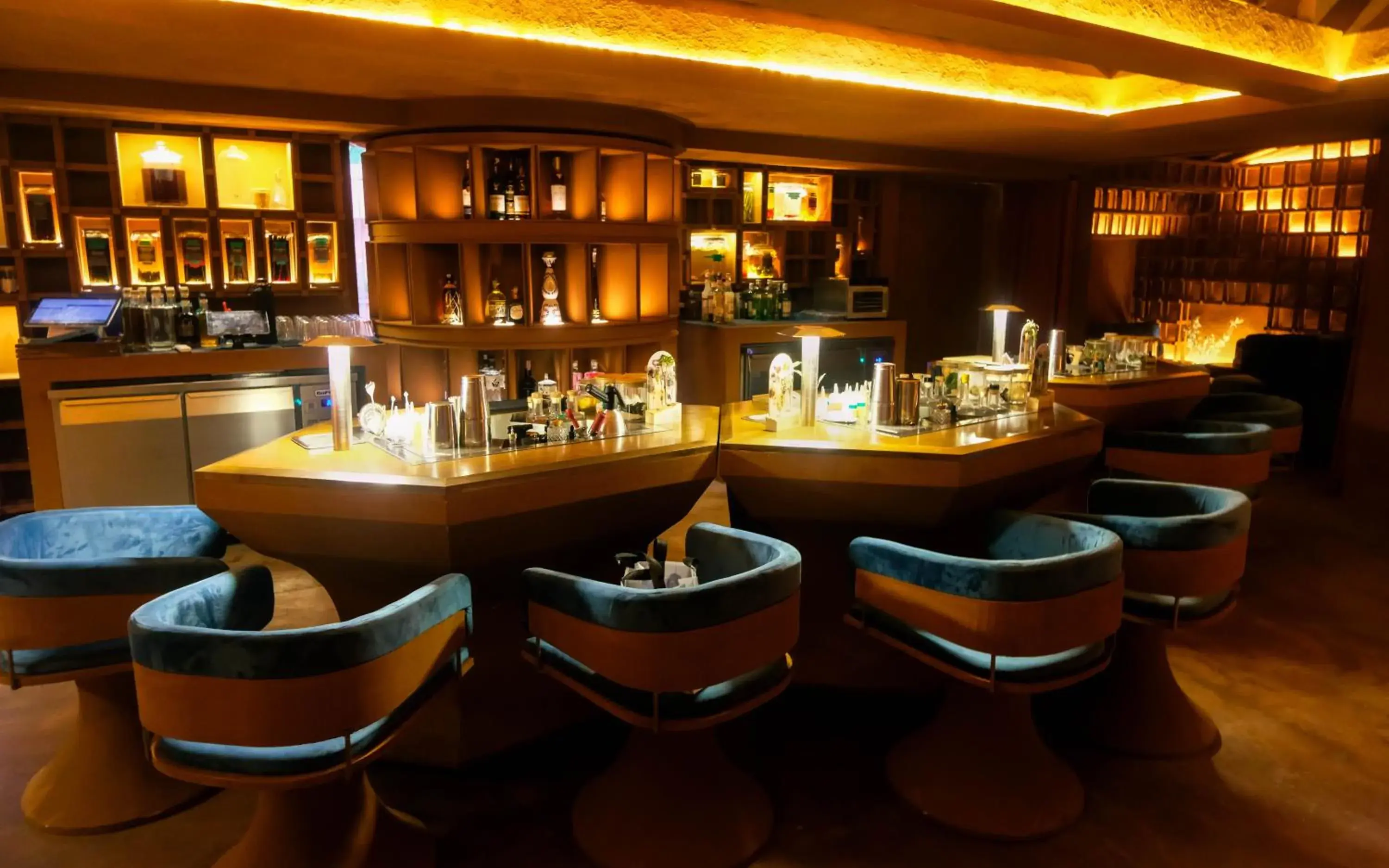 Restaurant/places to eat in Ayodya Resort Bali Restaurant/places to eat in Ayodya Resort Bali