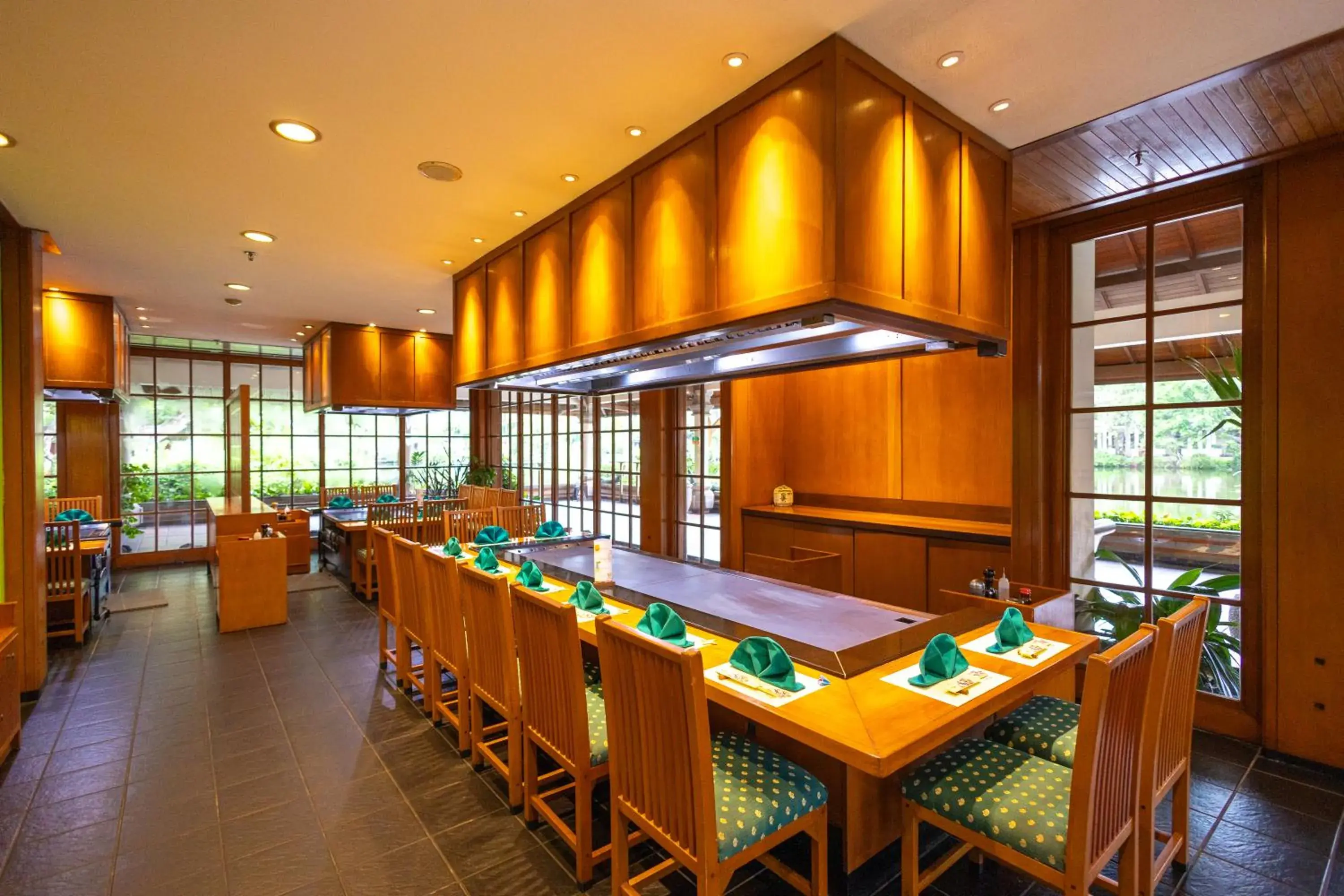 Restaurant/places to eat in Ayodya Resort Bali Restaurant/places to eat in Ayodya Resort Bali