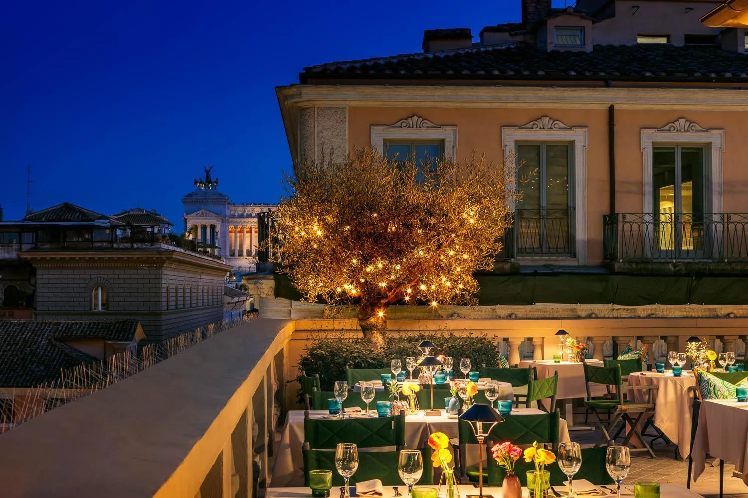 Restaurant/places to eat in Singer Palace Hotel Roma