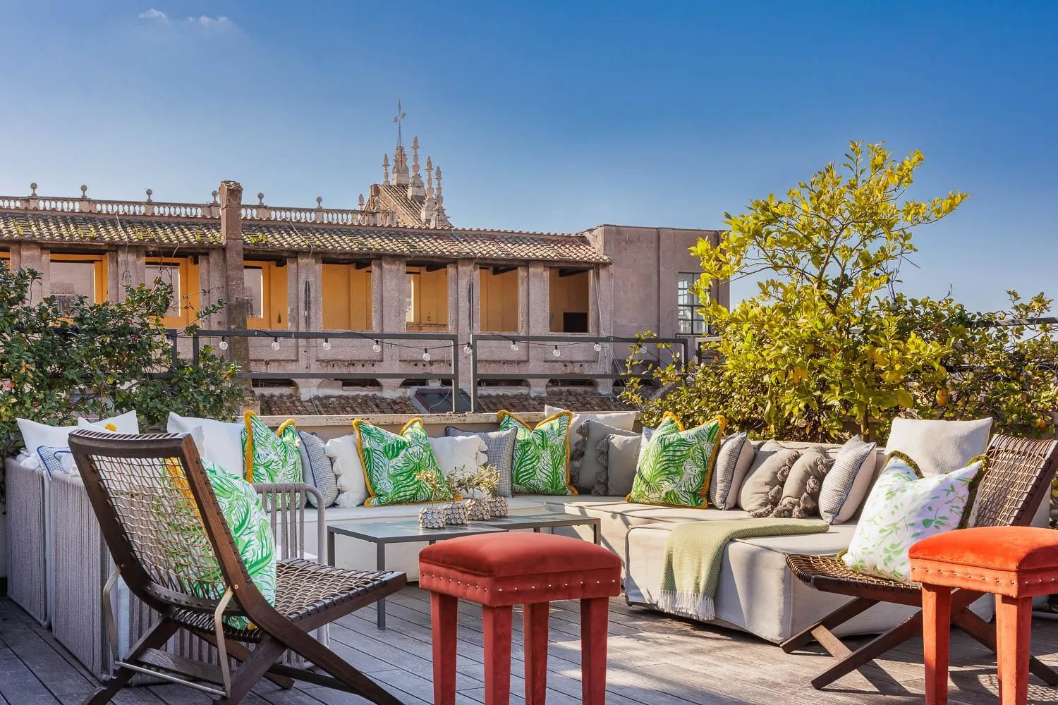 Restaurant/places to eat in Singer Palace Hotel Roma