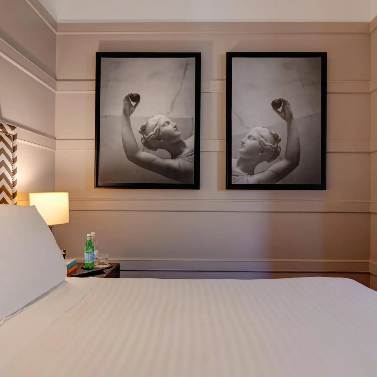 Bed in Singer Palace Hotel Roma