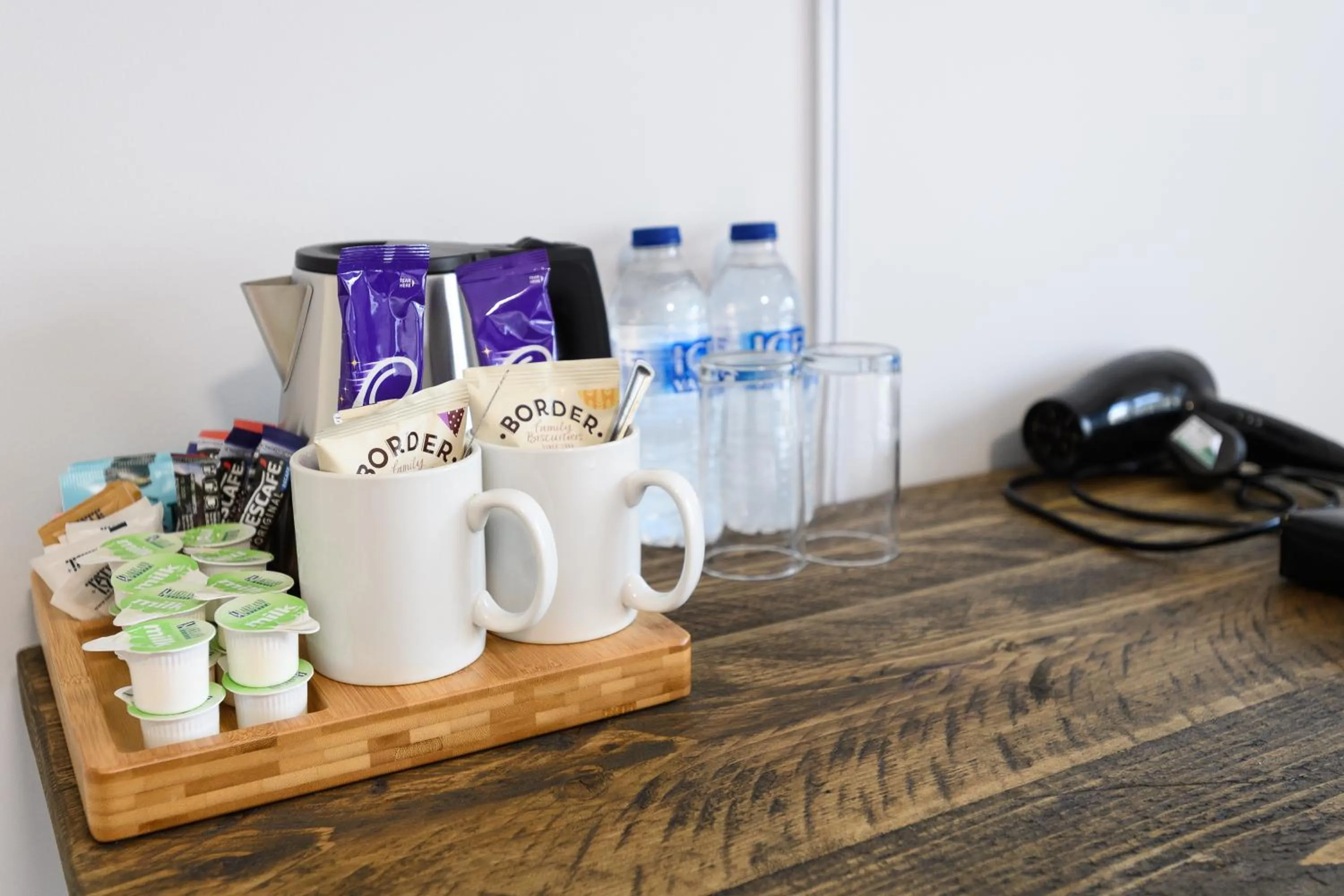 Drinks in The Mortimer Arms