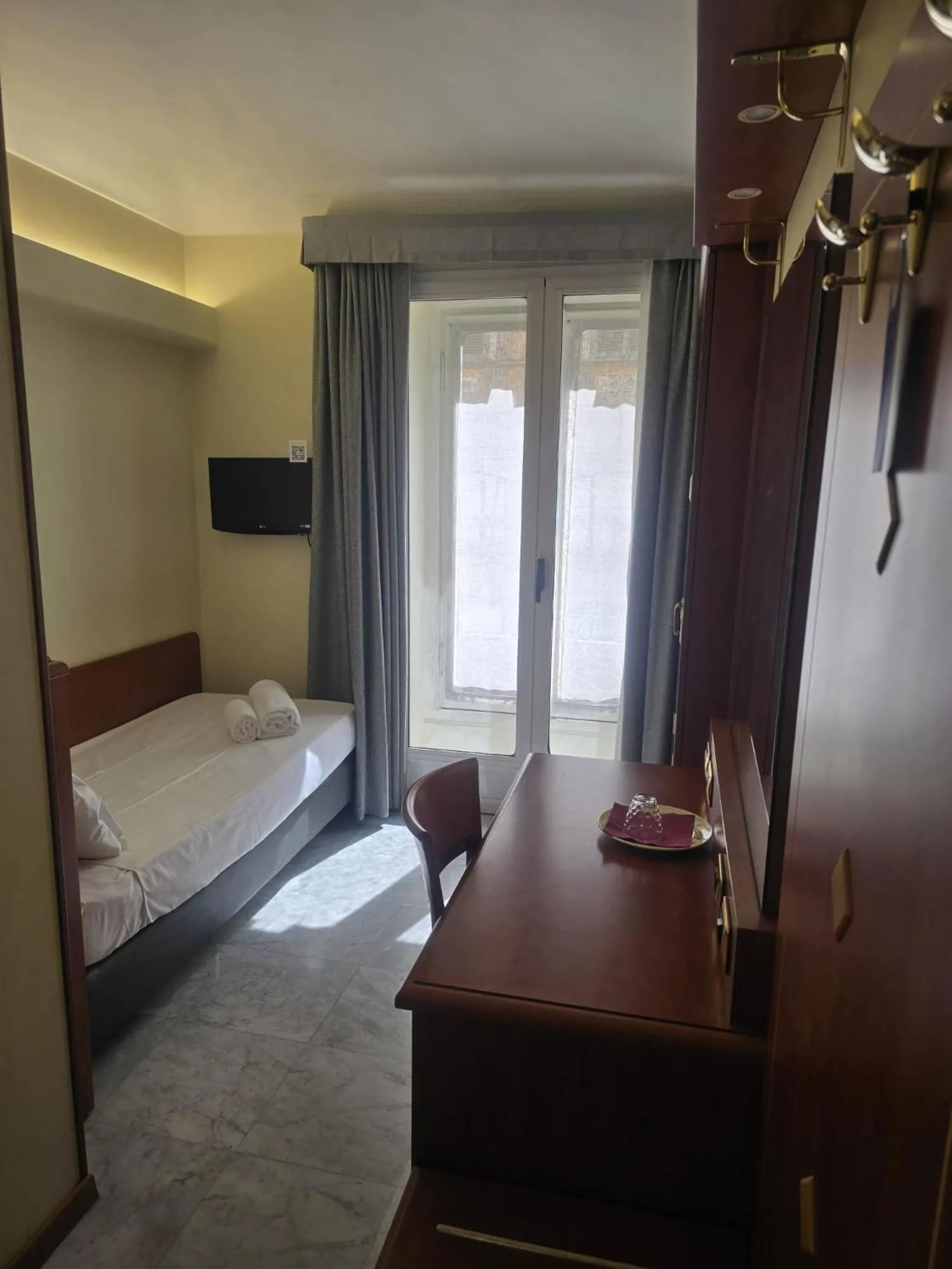 Bed in Hotel Chelsea