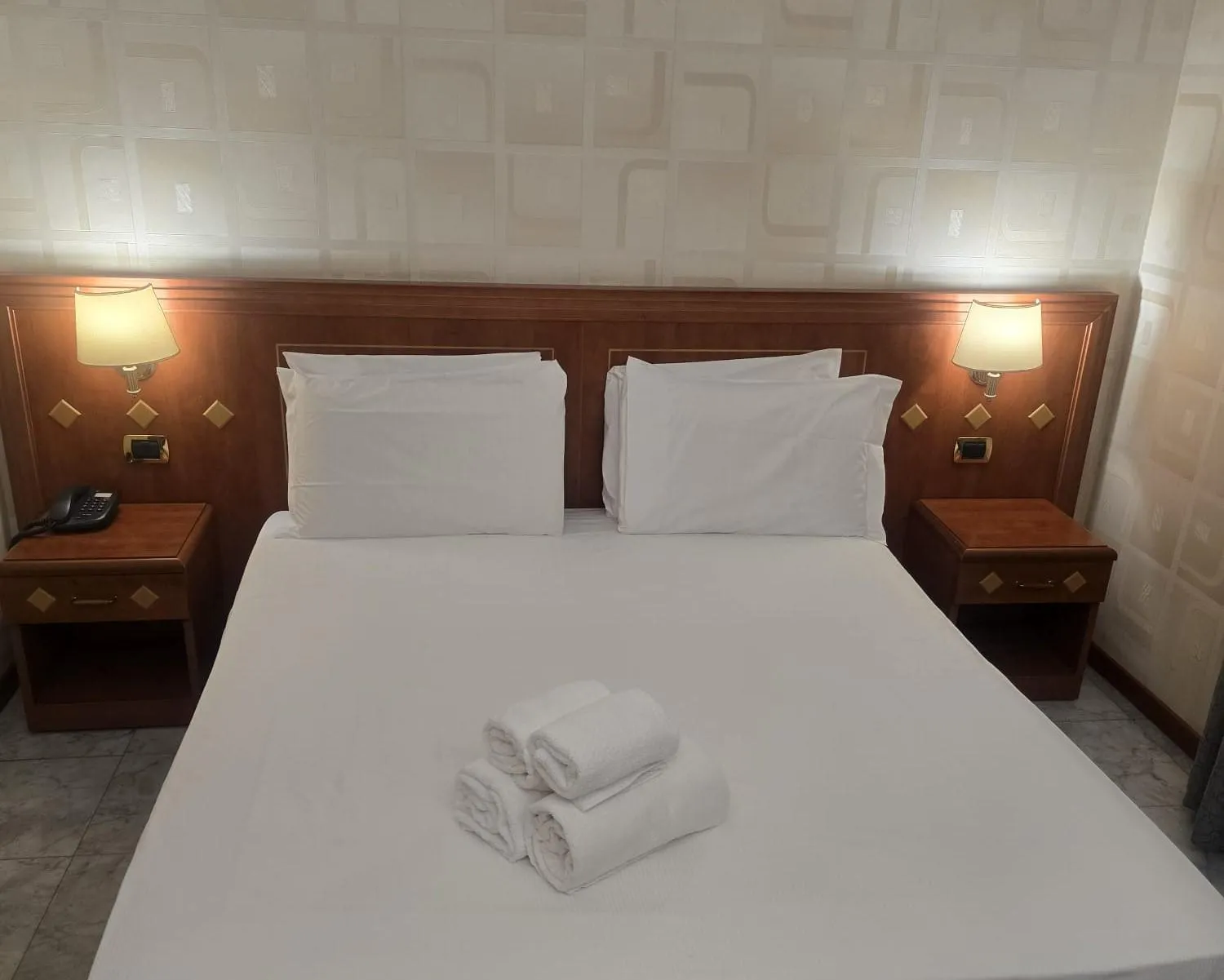 Bed in Hotel Chelsea