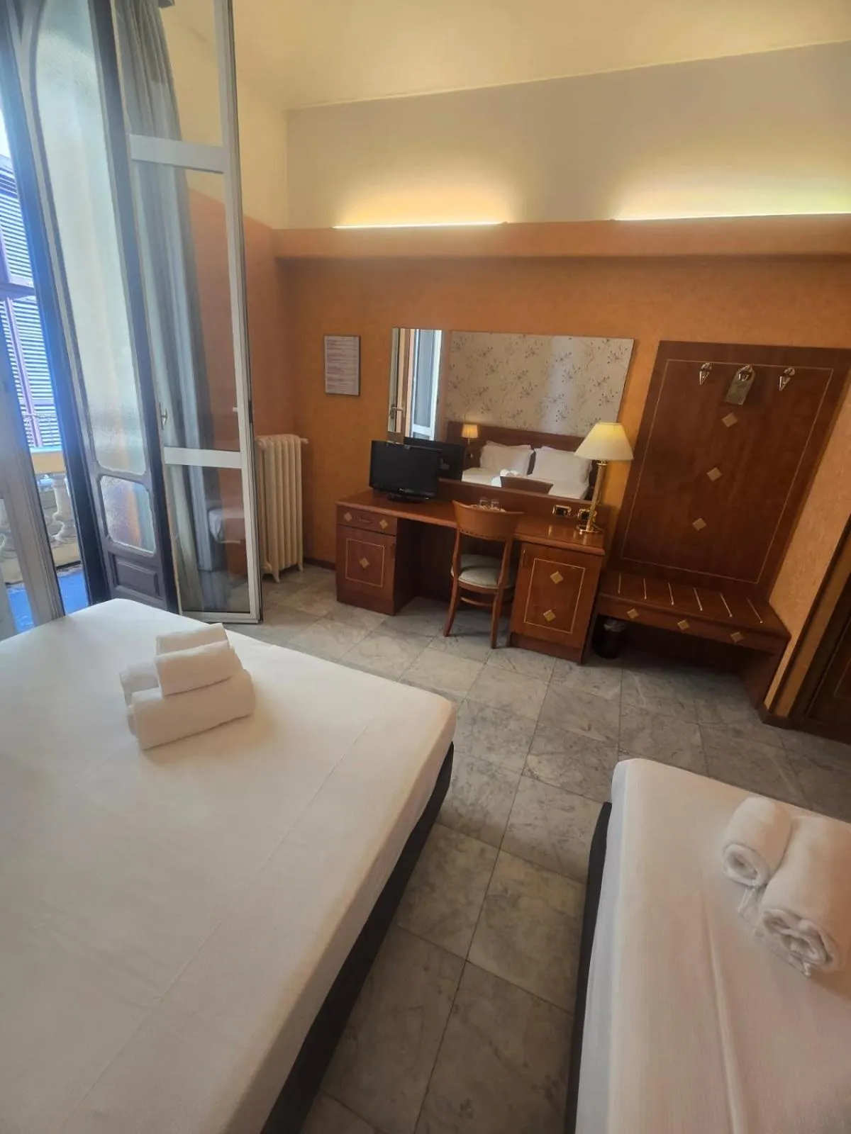 Bed in Hotel Chelsea