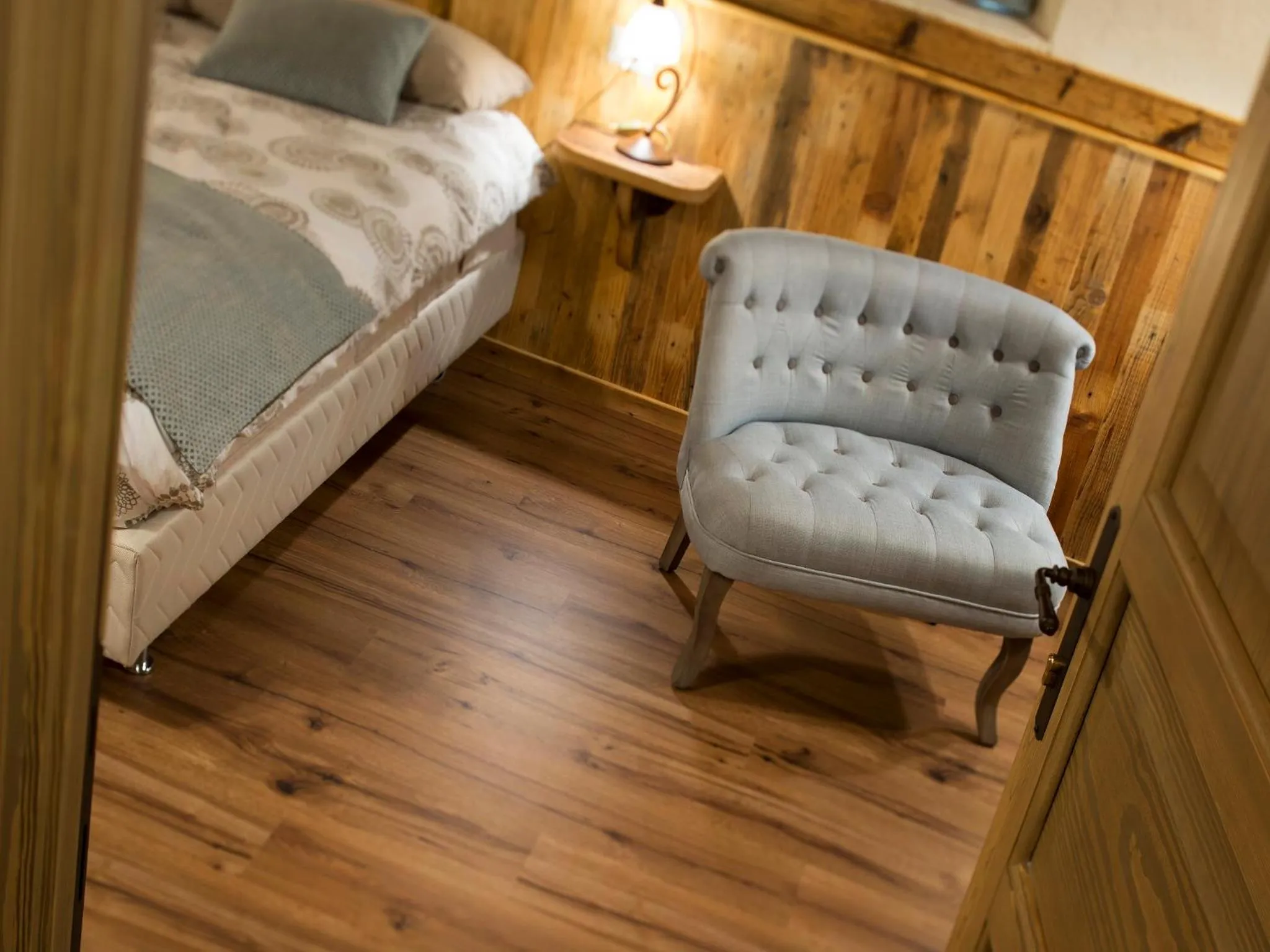 Decorative detail, Bed in Chambres d'hôtes La Moraine Enchantée