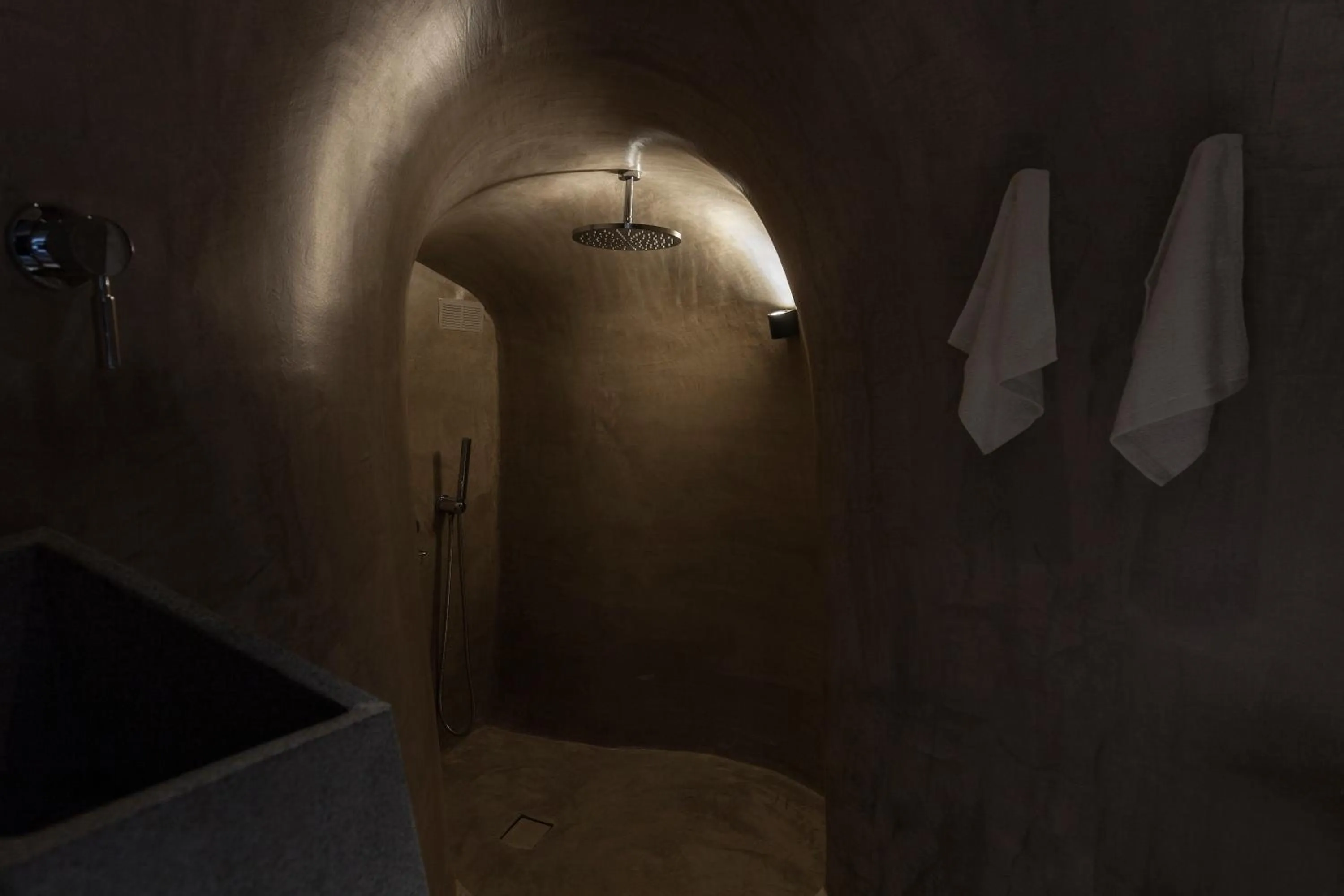 Shower in Aesthesis Boutique Villas Firostefani