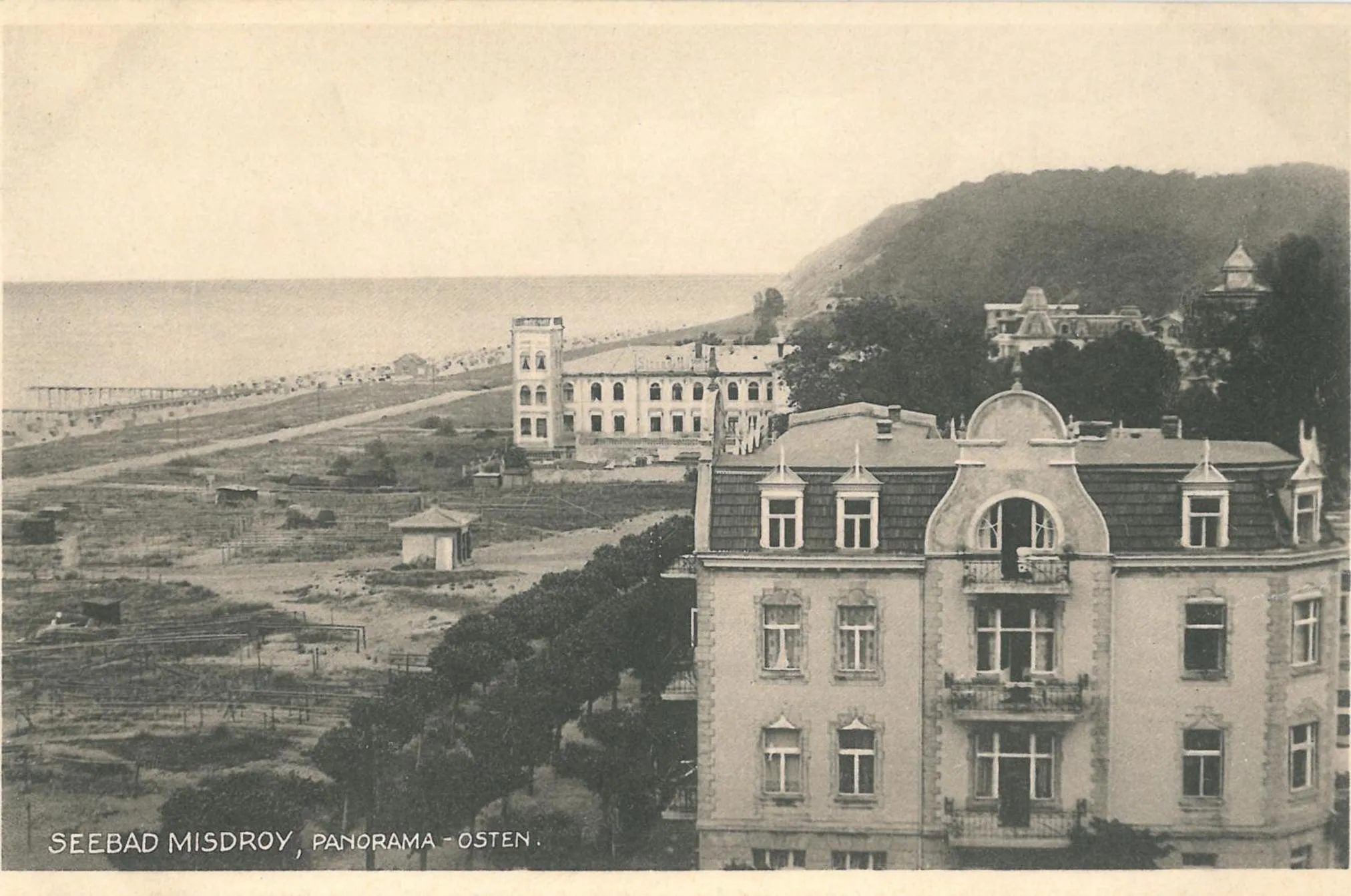 Property building in Villa Nautilus