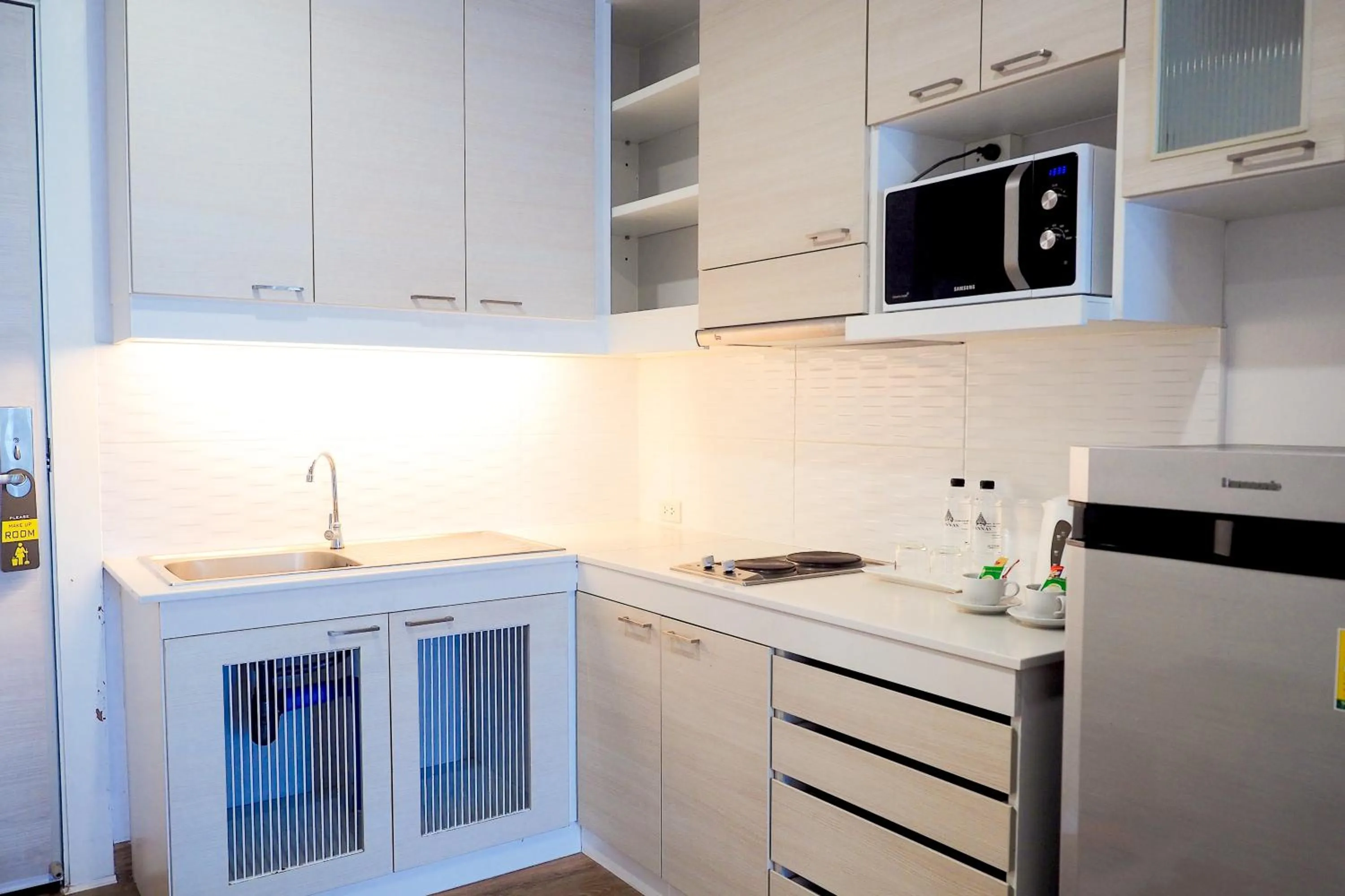 Kitchen or kitchenette in THE KANNAS Hotel & Serviced Apartment, Chiang Mai SHA Certified