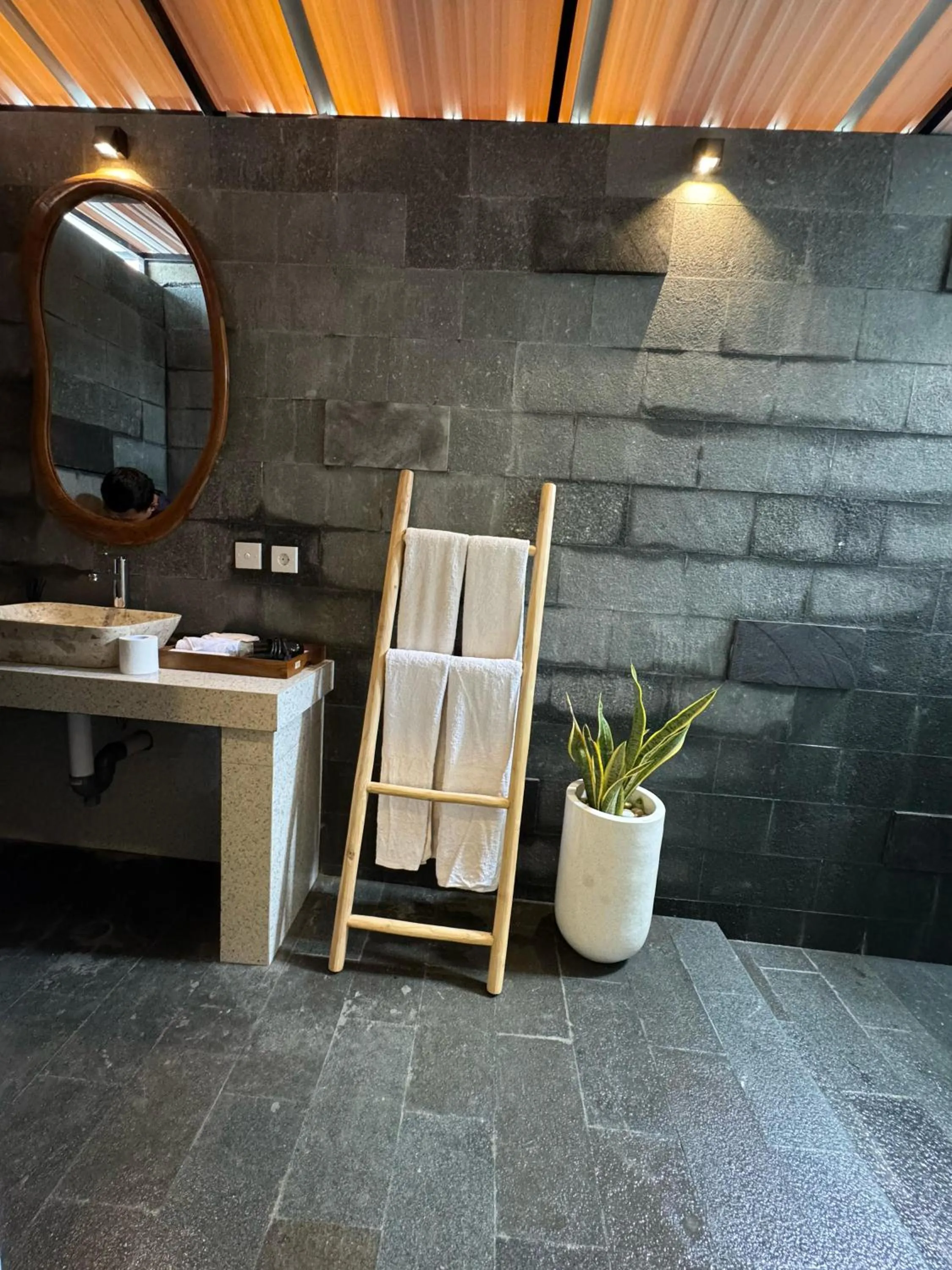 Bathroom in The Kanha Palace