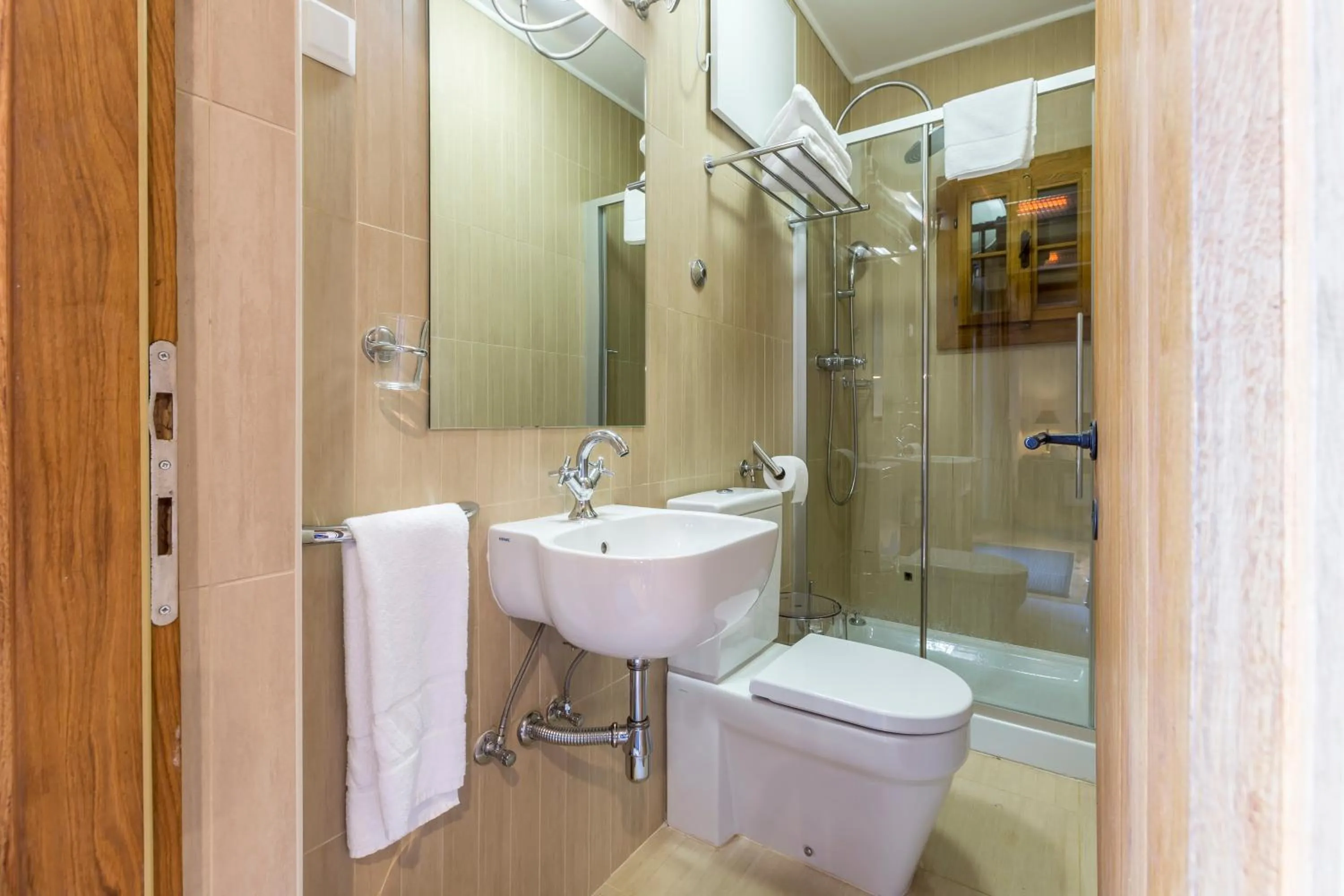 Bathroom in Fenomen Plitvice Resort