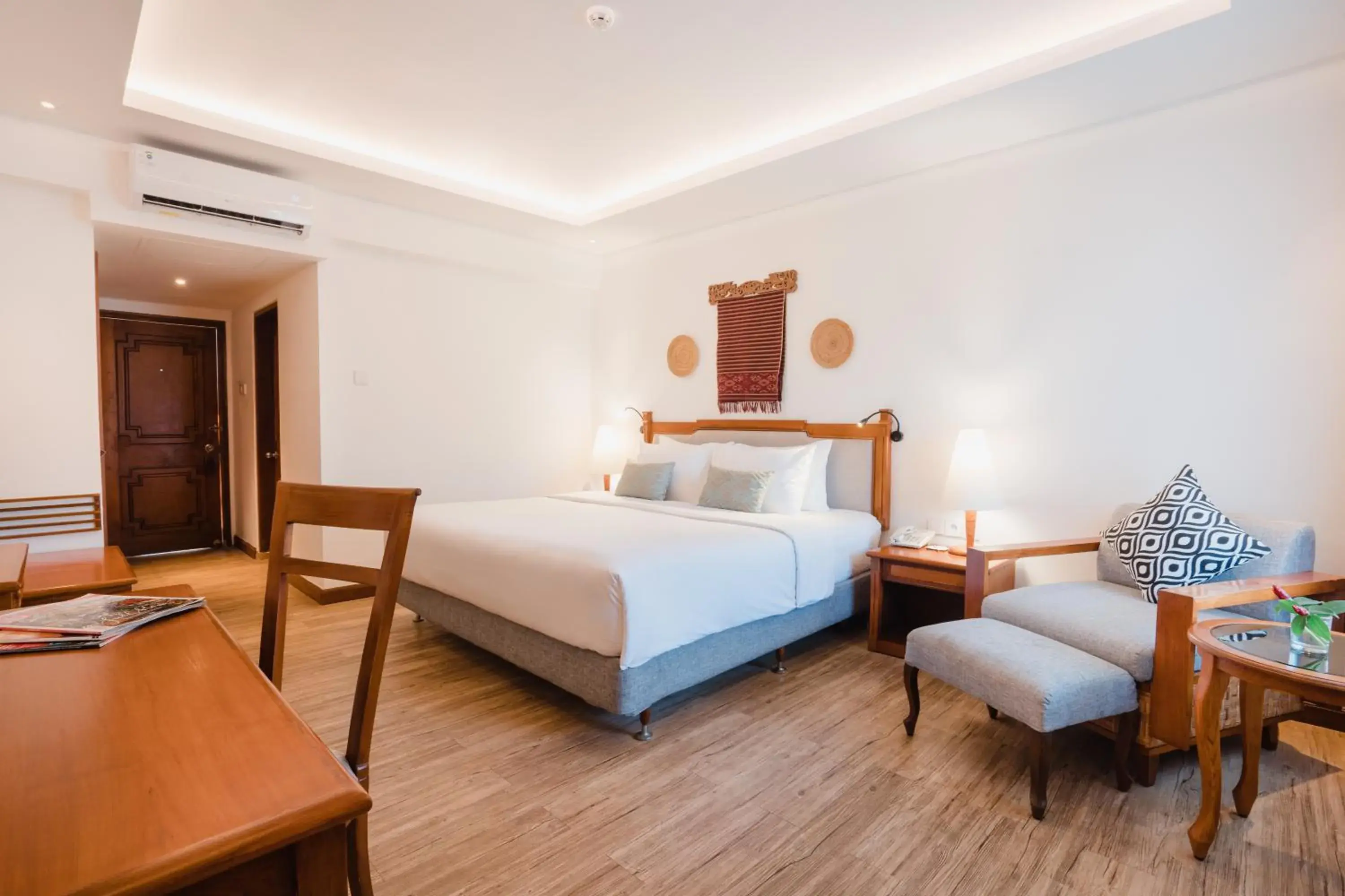 Bed in Ramayana Candidasa Beach Resort Bed in Ramayana Candidasa Beach Resort