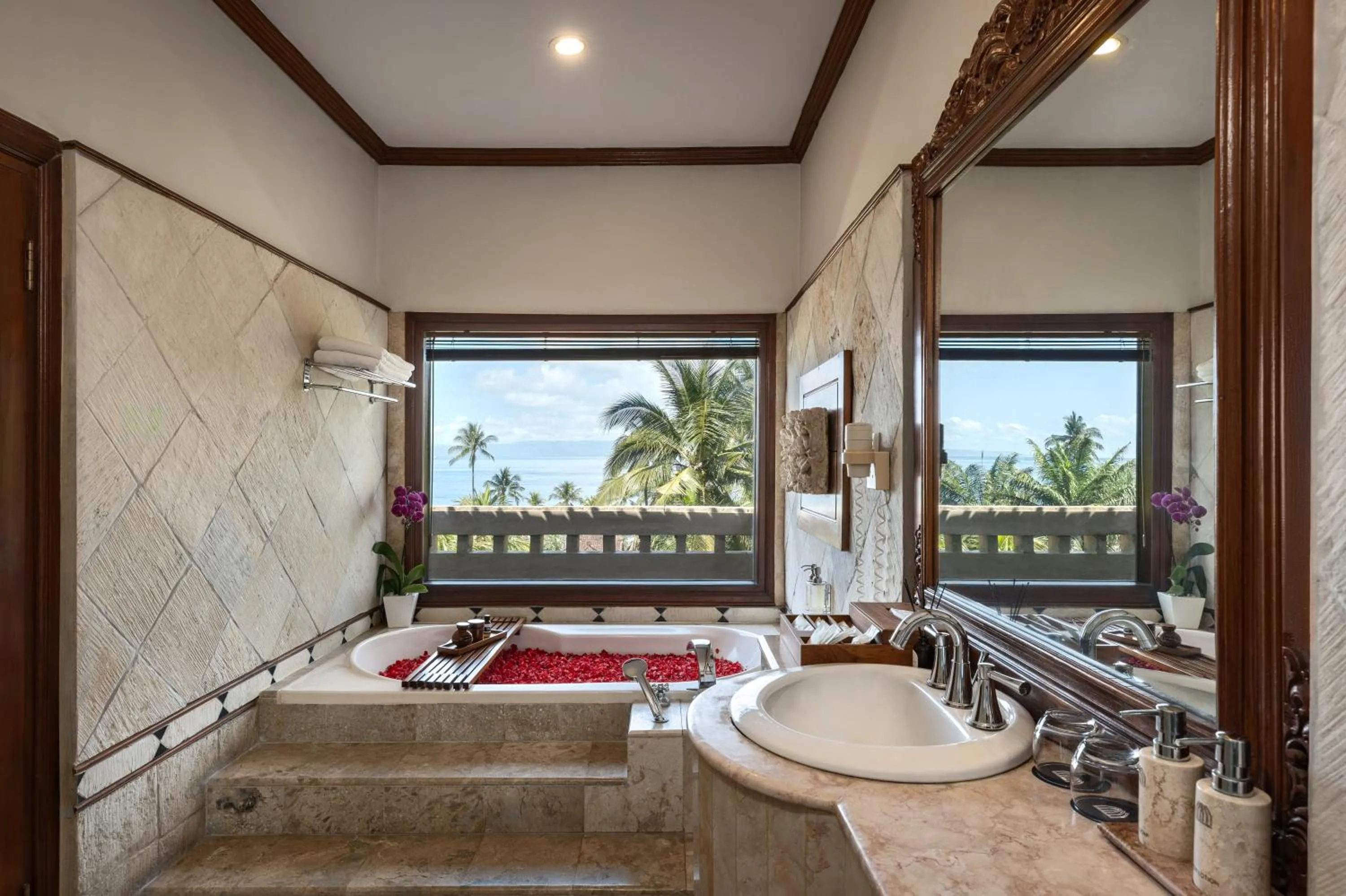 Bathroom in Ramayana Candidasa Beach Resort