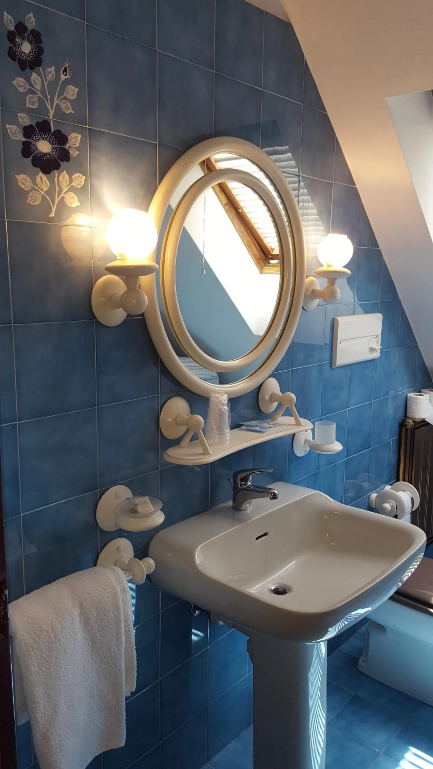 Bathroom in Hotel La Pineta