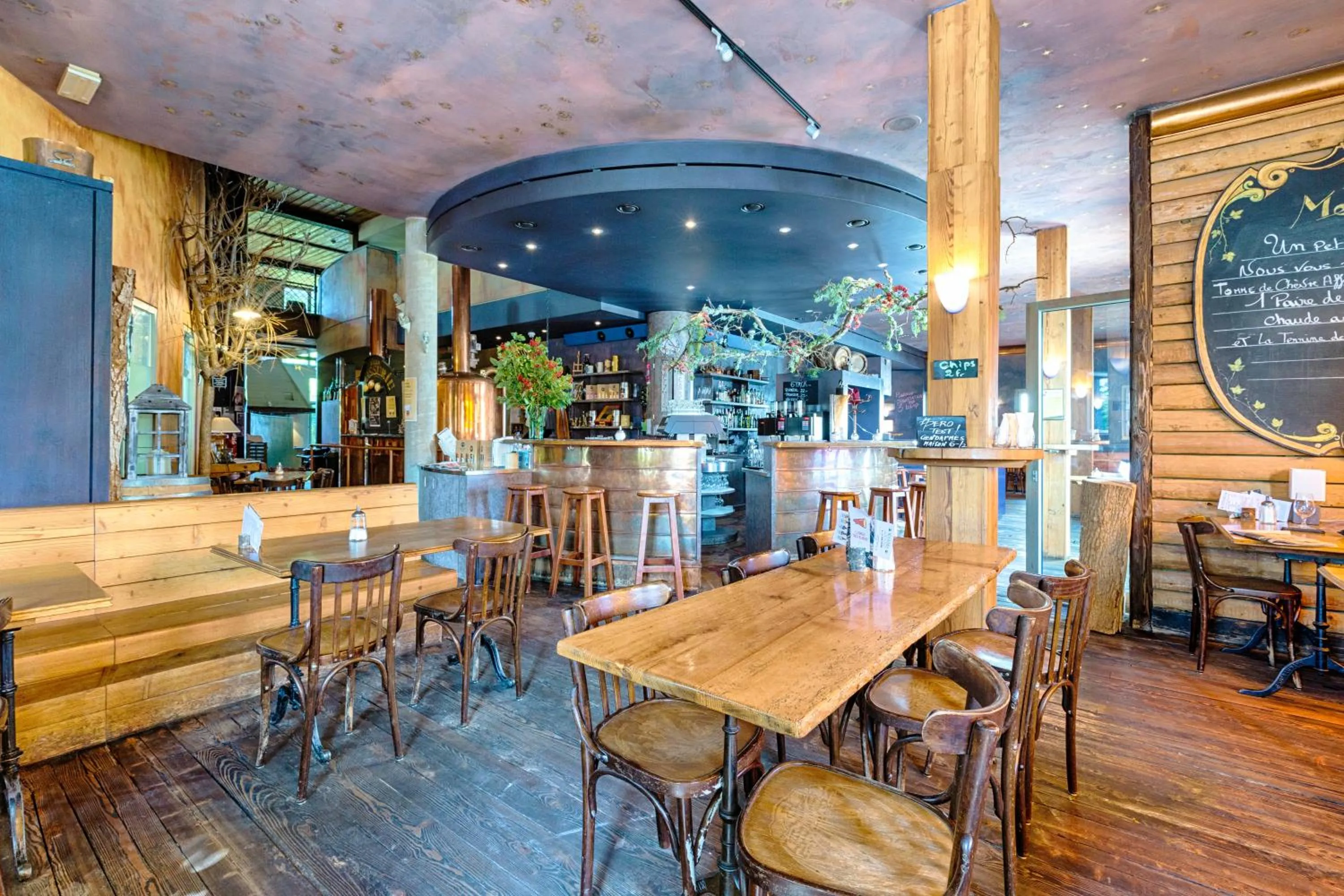 Restaurant/places to eat in Hôtel la Croix Blanche