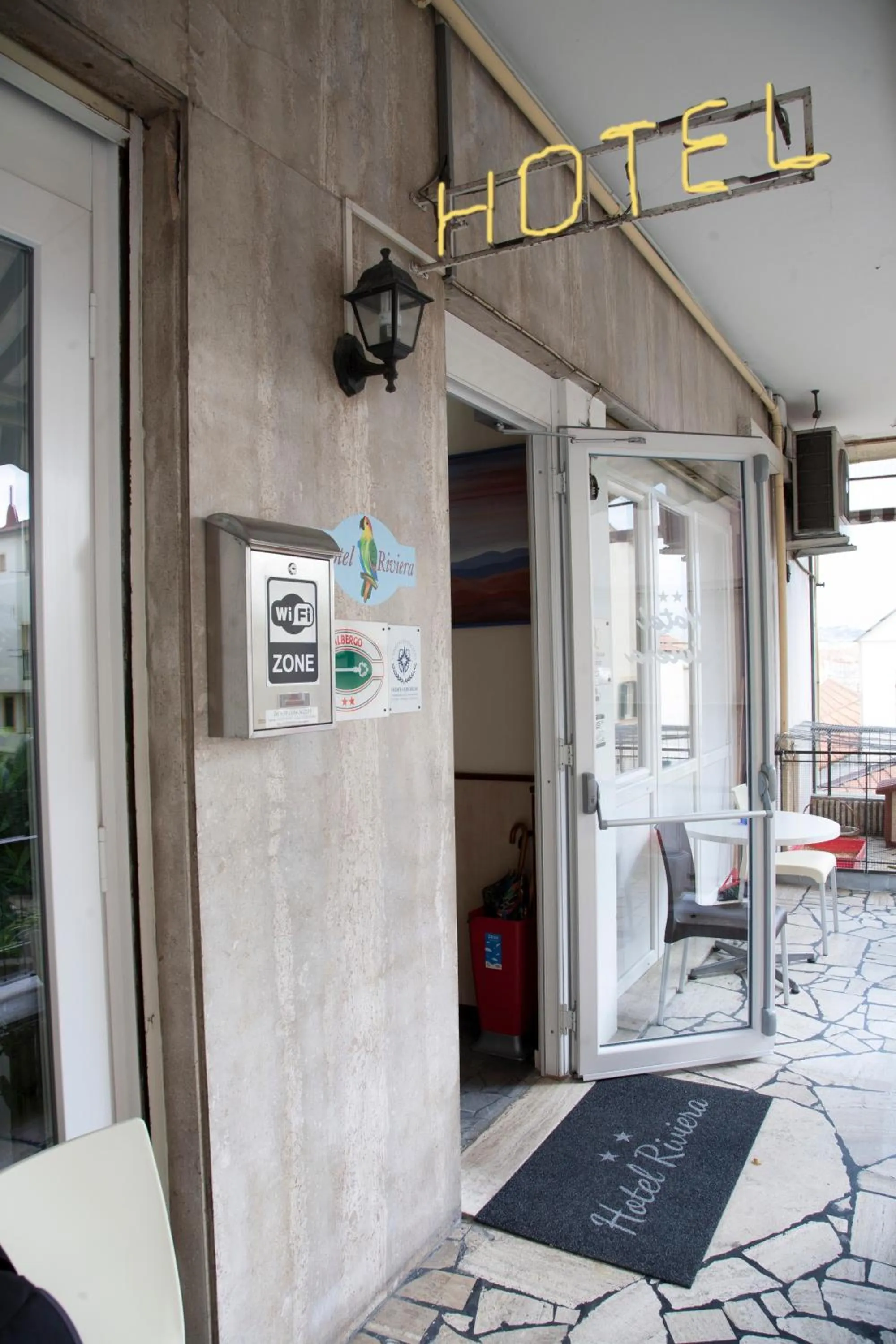 Facade/entrance in Hotel Riviera Sanremo