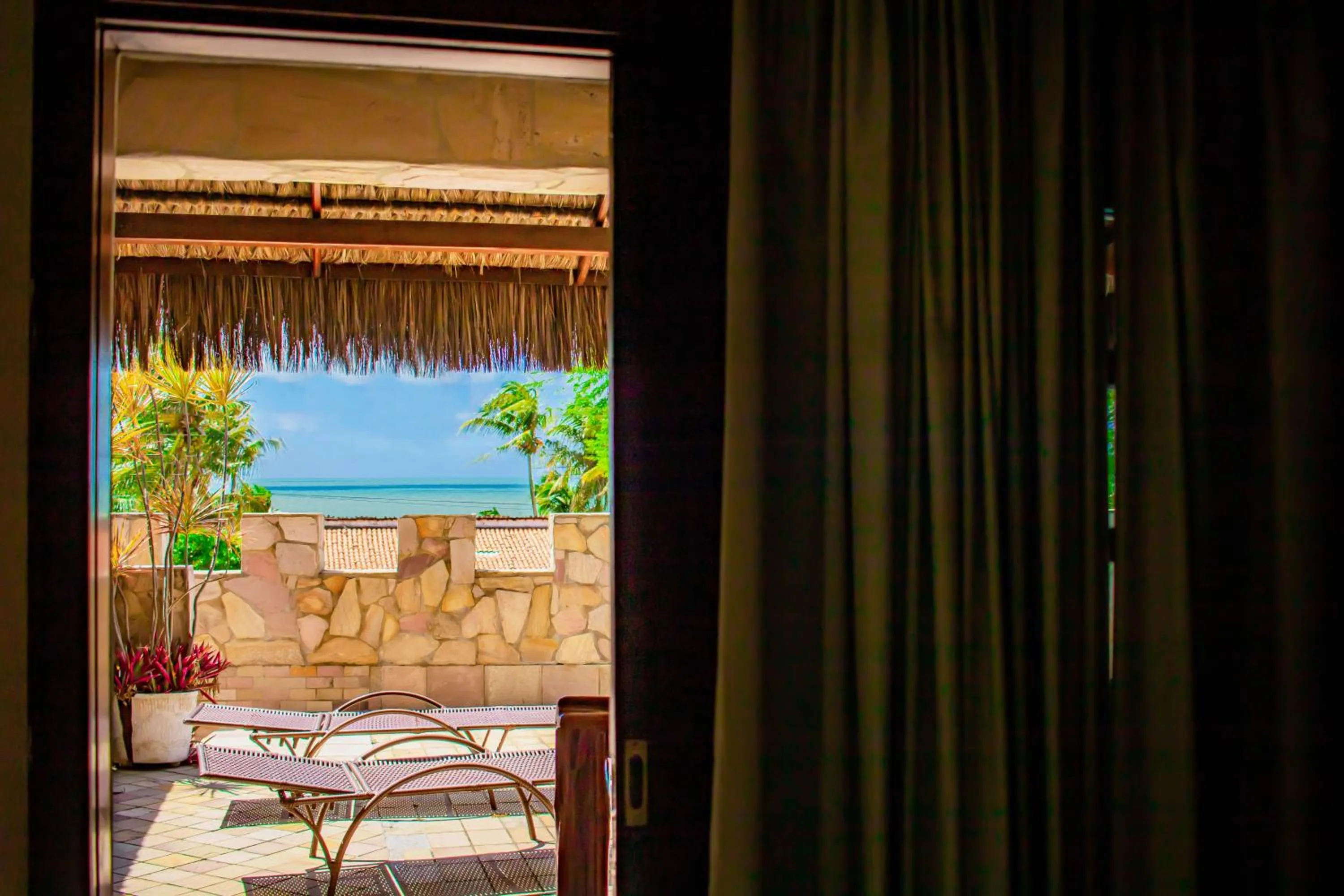 Patio in Castelo Beach Hotel