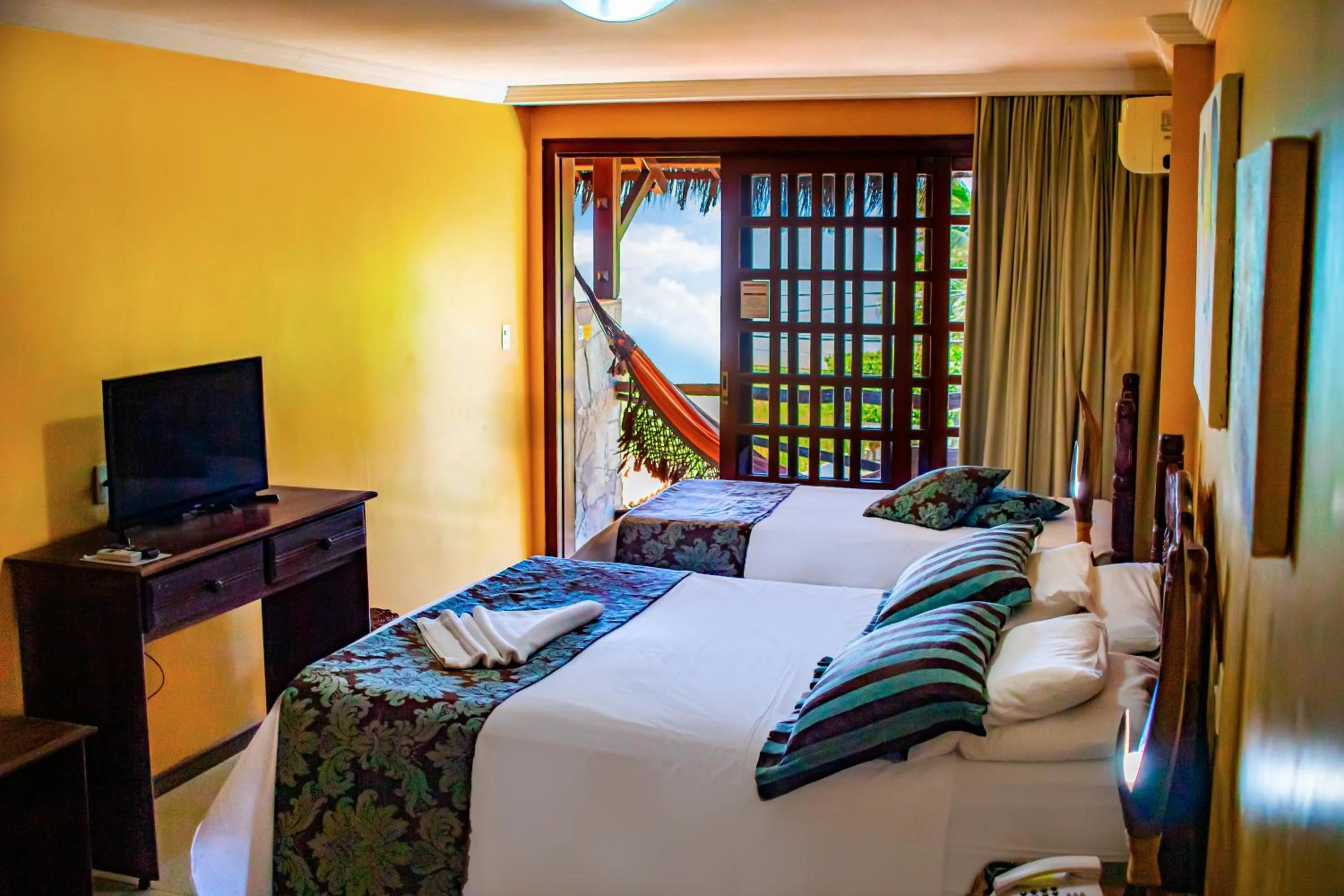 Photo of the whole room, Bed in Castelo Beach Hotel