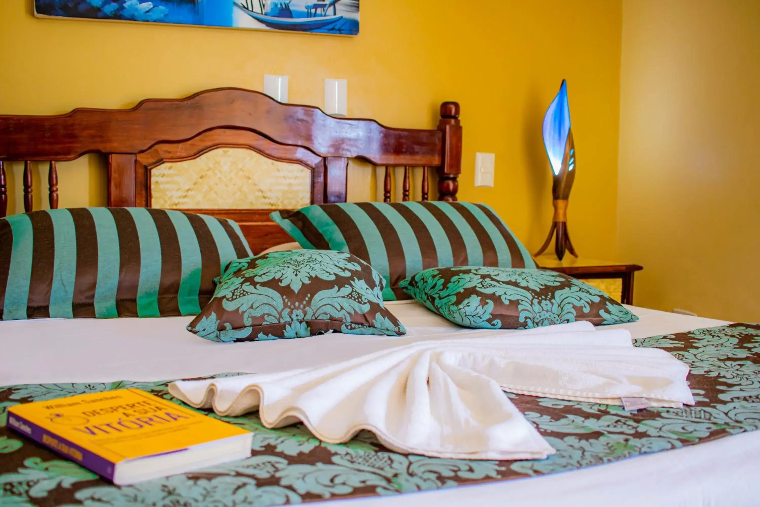 Deluxe Double Room with Side Sea View in Castelo Beach Hotel Deluxe Double Room with Side Sea View in Castelo Beach Hotel