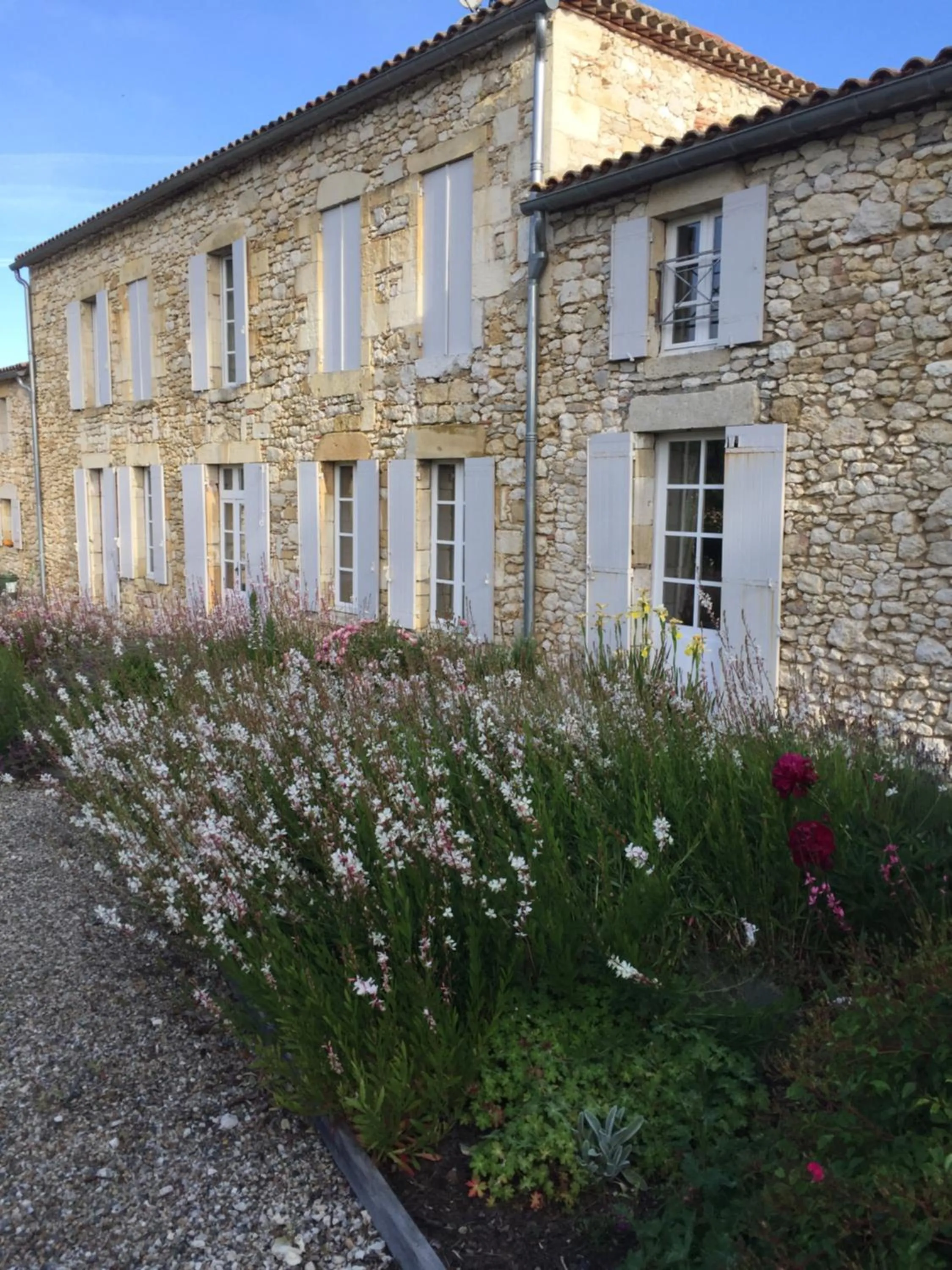 Property building in La Girarde