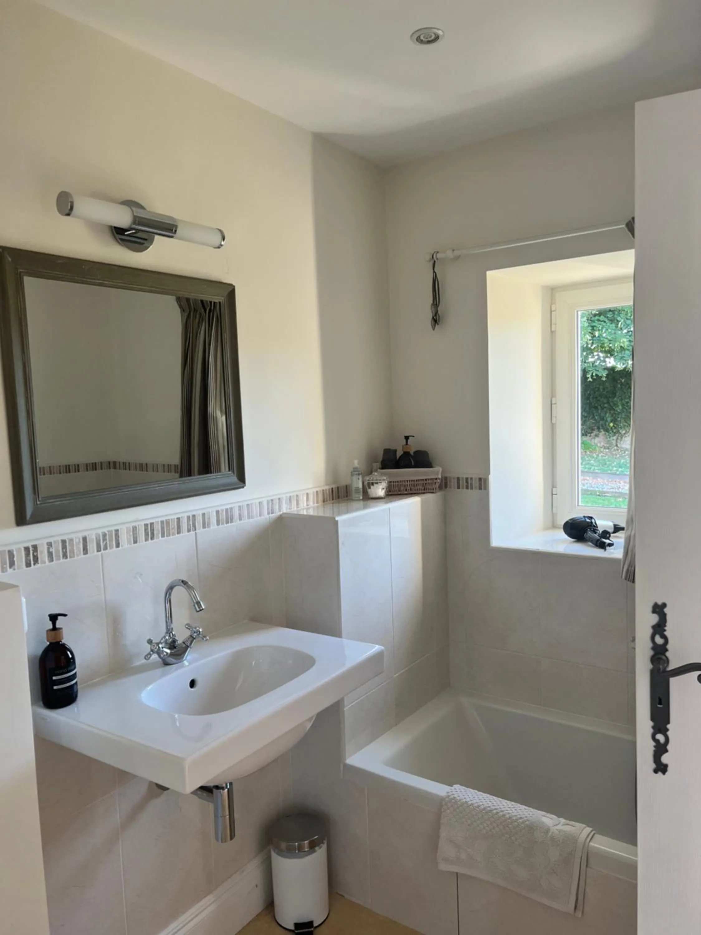 Bathroom in La Girarde