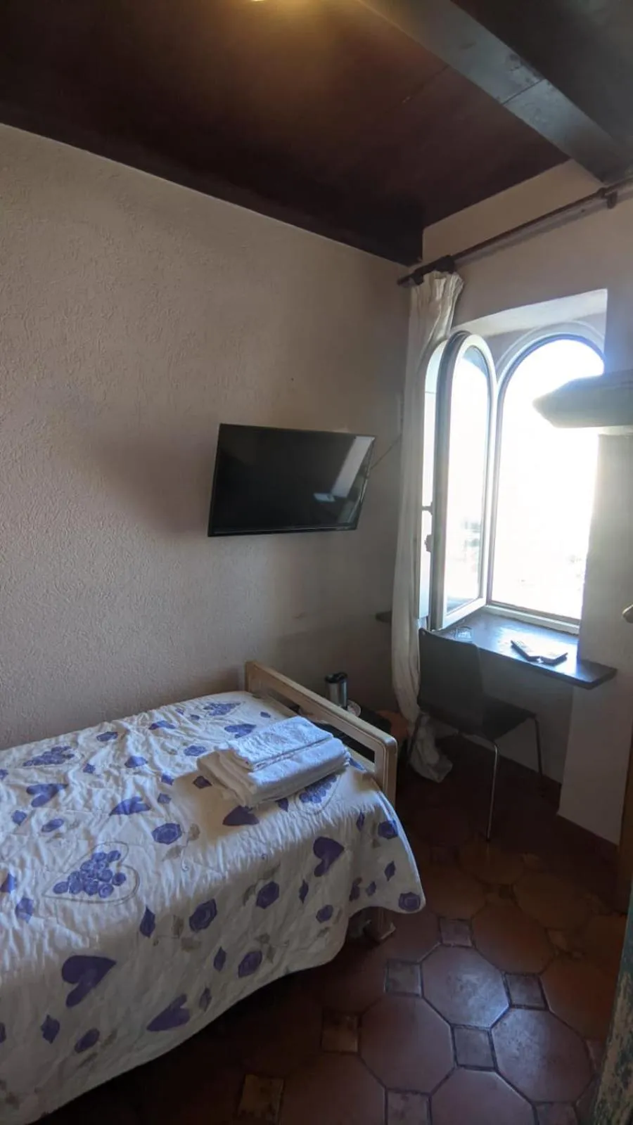 Bed in Hotel Castello Miramare