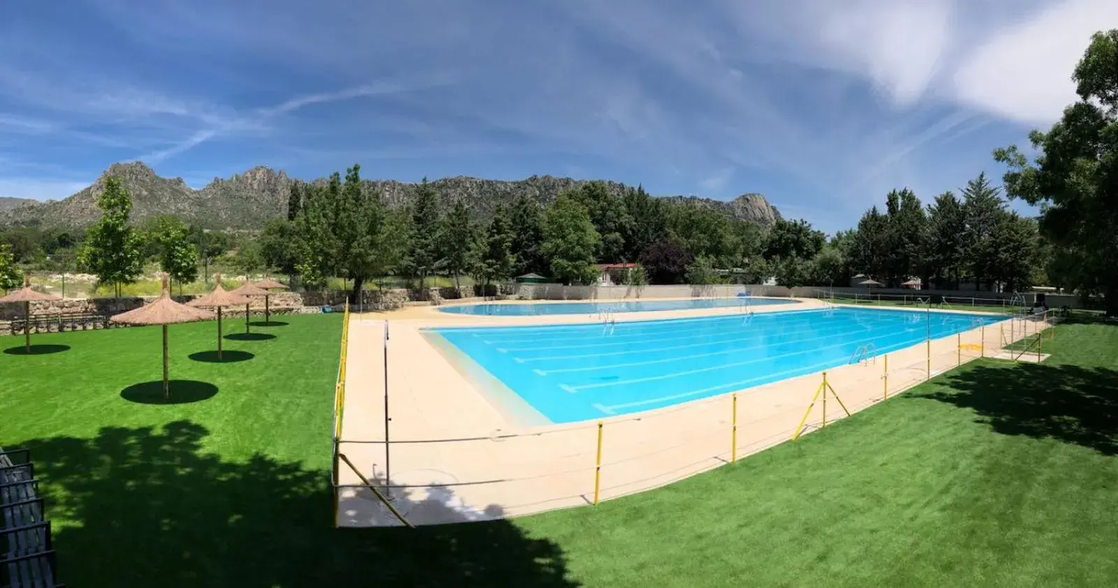 Camping Pico De La Miel Camping Pico De La Miel