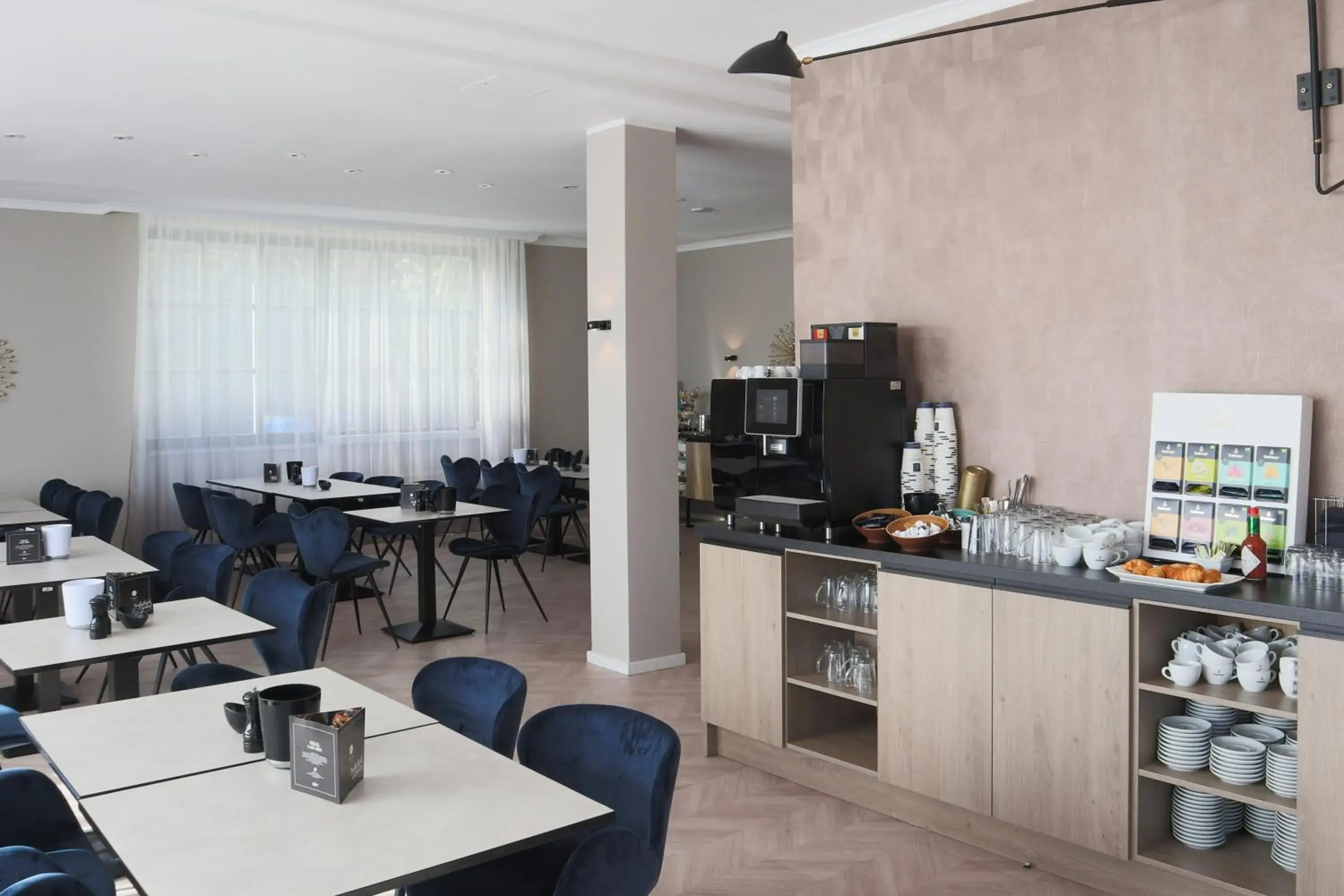 Restaurant/places to eat in Arthotel ANA Aura Restaurant/places to eat in Arthotel ANA Aura