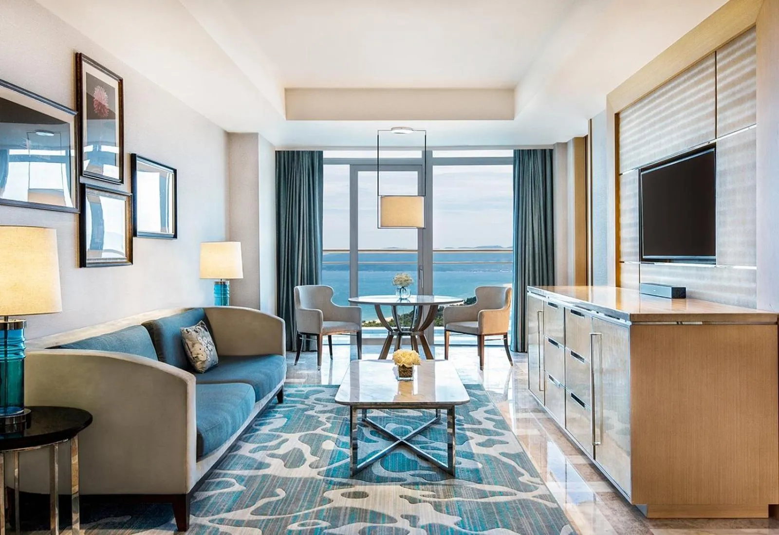 Lobby or reception in Atlantis Sanya