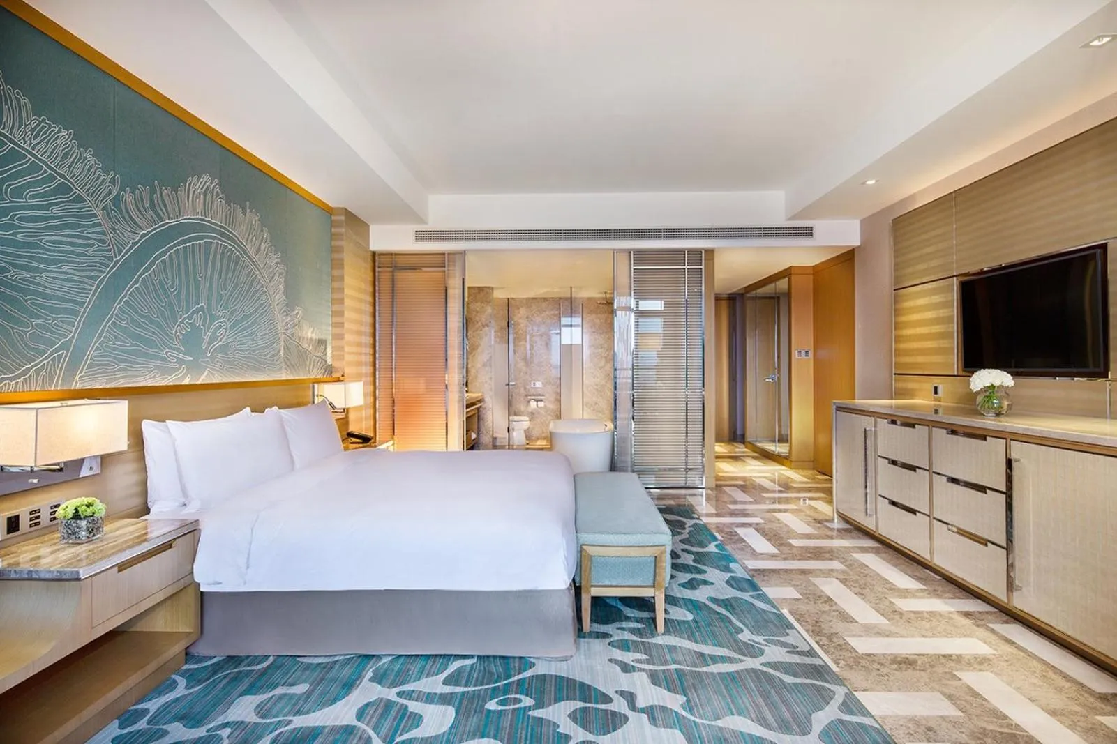 Photo of the whole room, Bed in Atlantis Sanya