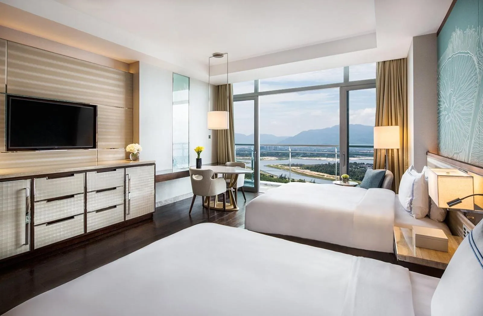 Photo of the whole room, Bed in Atlantis Sanya