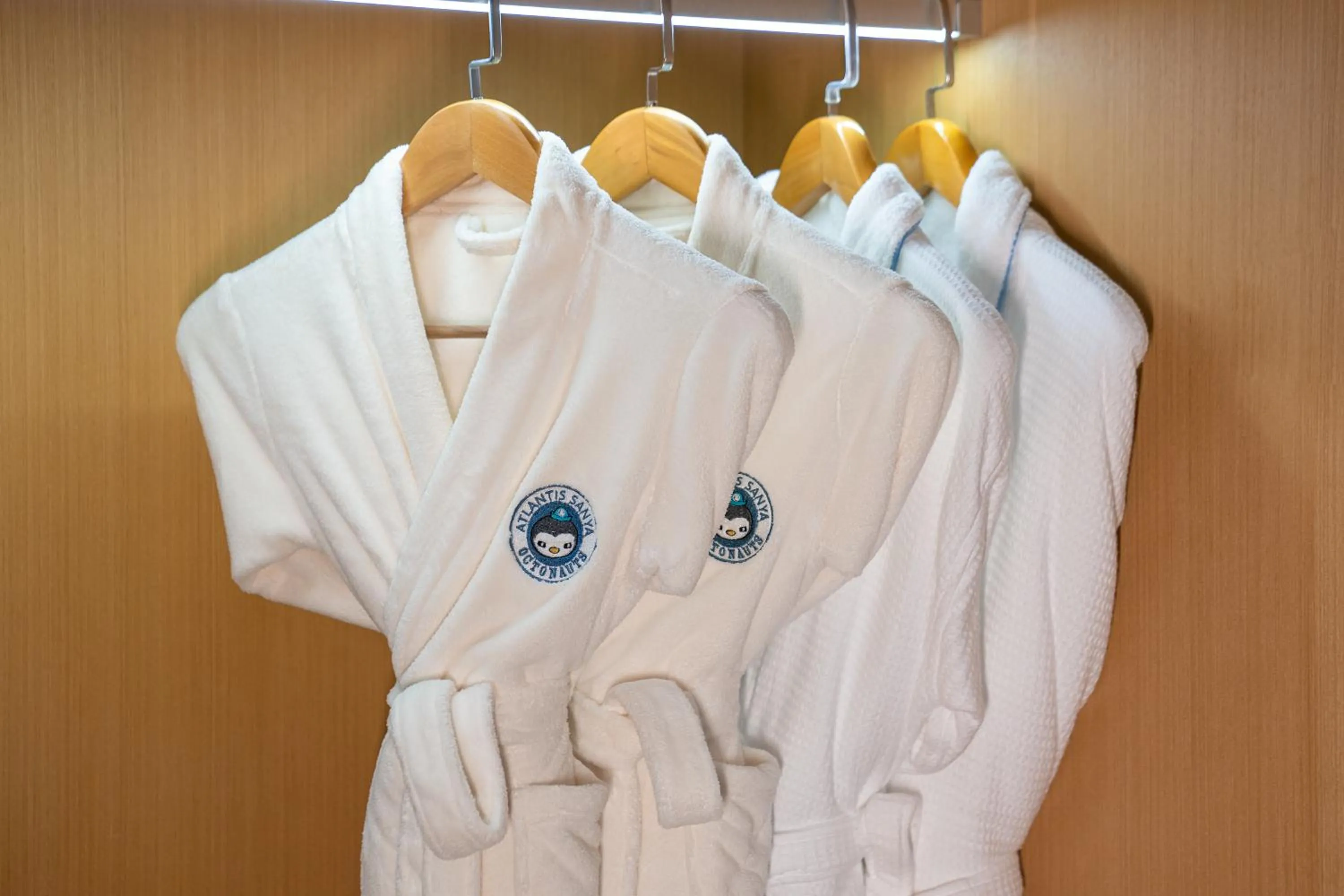 wardrobe in Atlantis Sanya