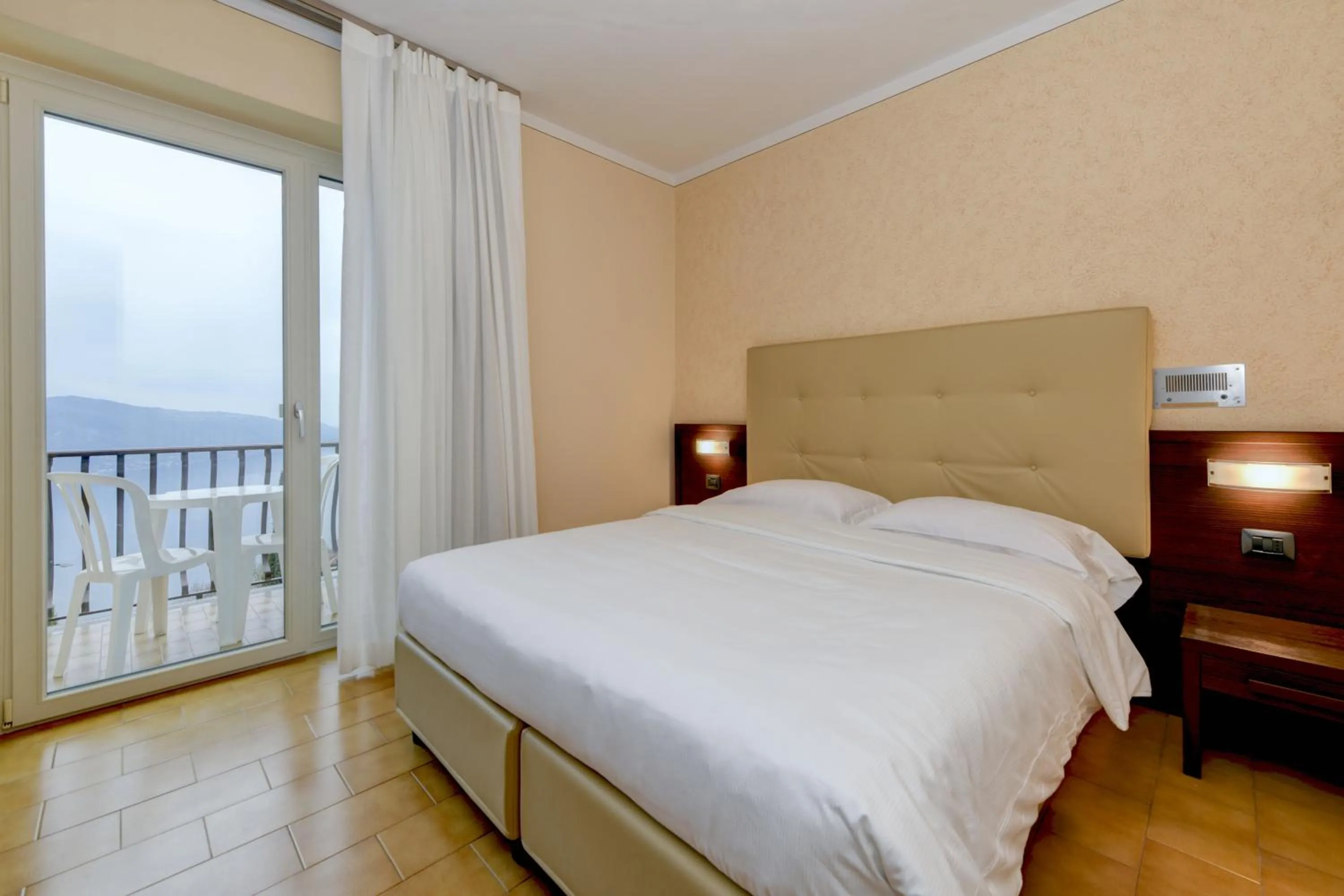 Bedroom, Bed in Hotel Bellavista