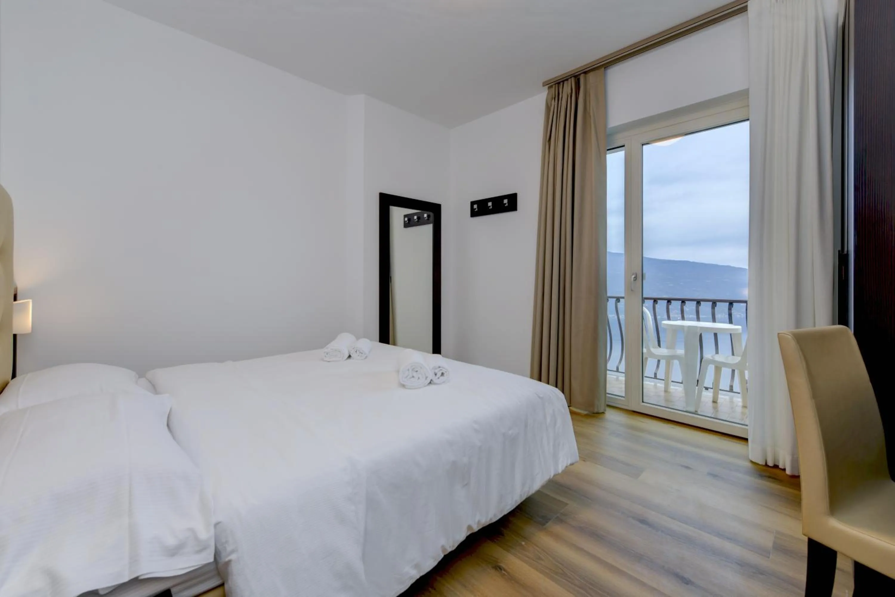 Bedroom, Bed in Hotel Bellavista