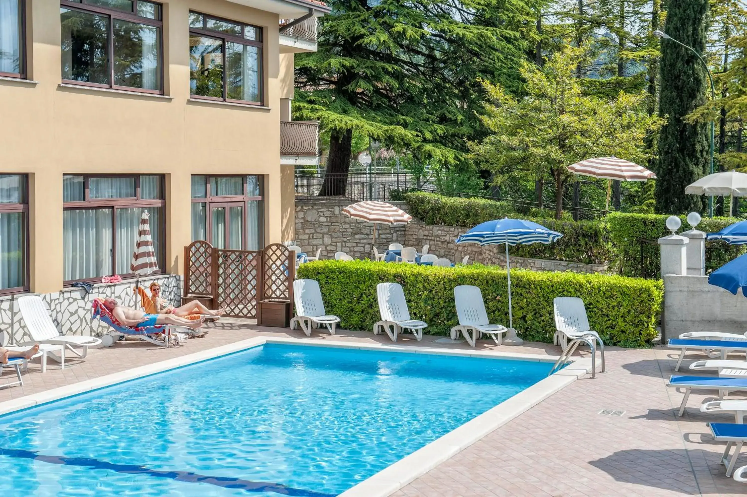 Swimming Pool in Hotel Bellavista