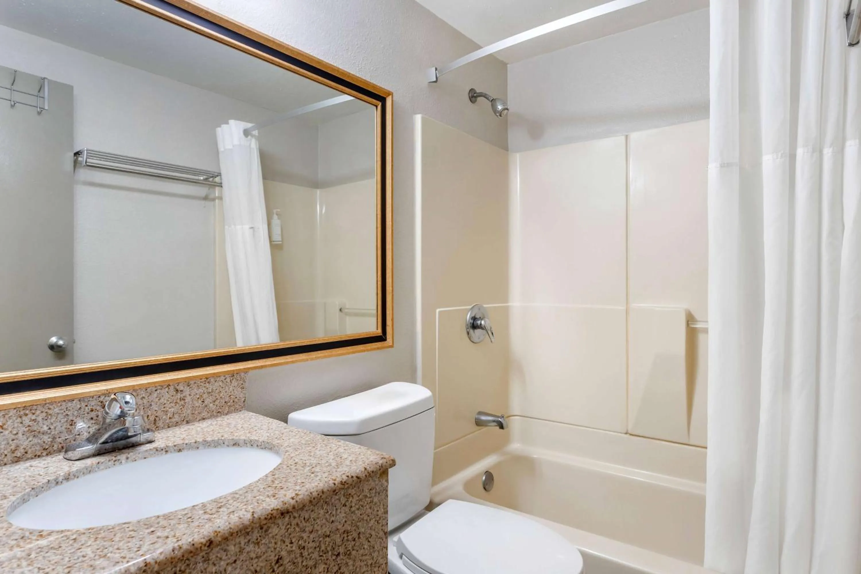 Photo of the whole room in Days Inn by Wyndham Wrightstown McGuire AFB Bordentown