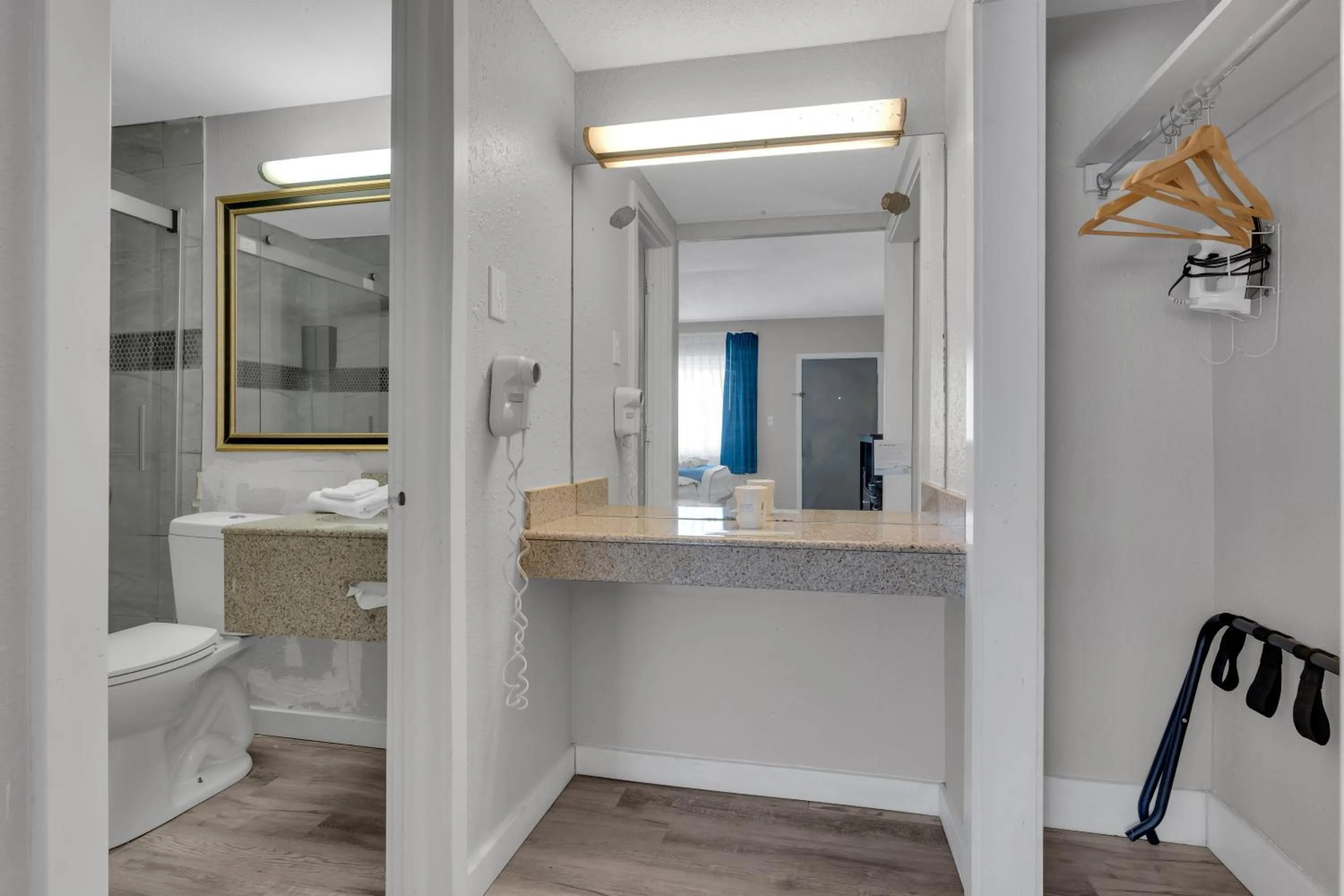 wardrobe in Days Inn by Wyndham Wrightstown McGuire AFB Bordentown