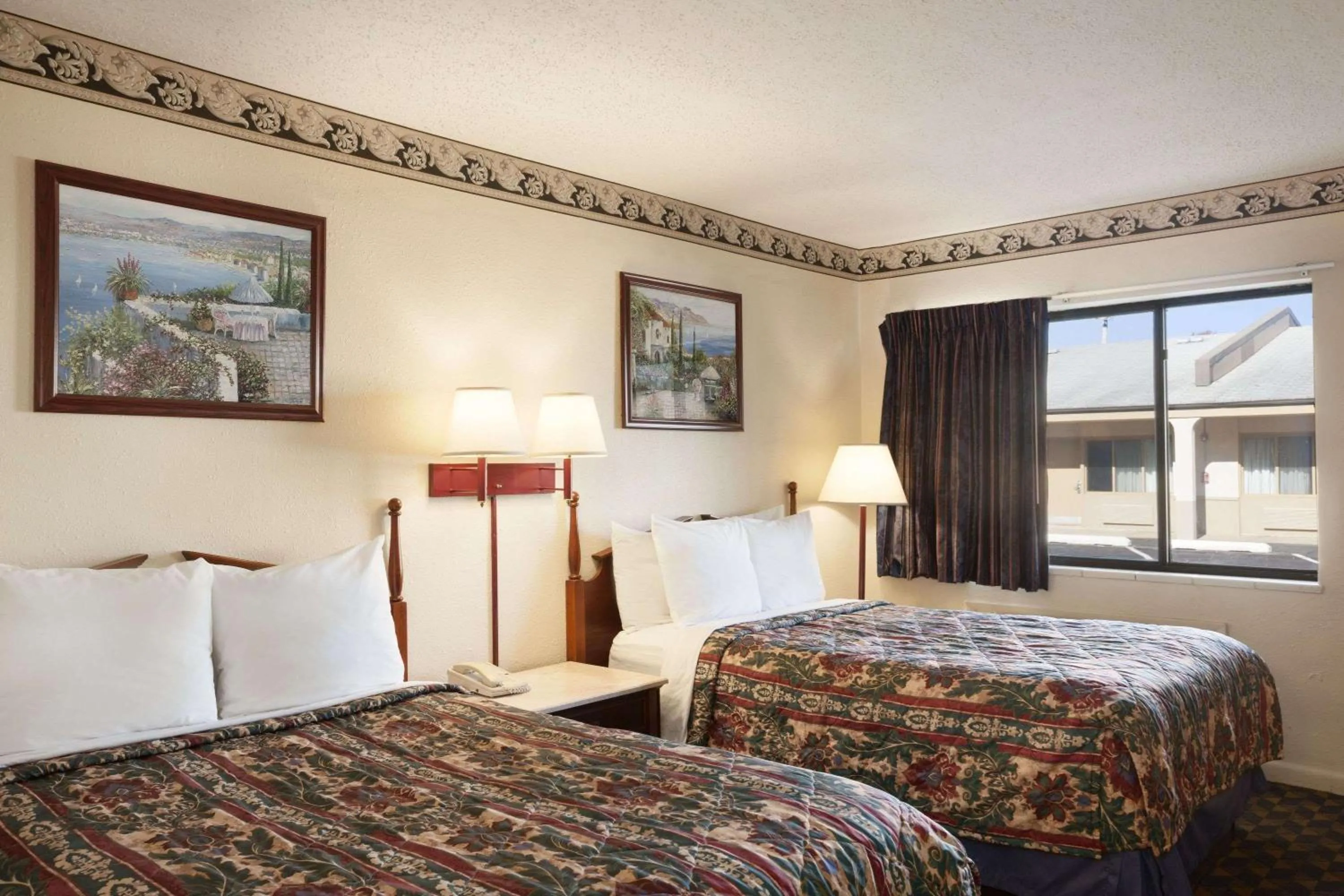 Photo of the whole room, Bed in Days Inn by Wyndham Wrightstown McGuire AFB Bordentown