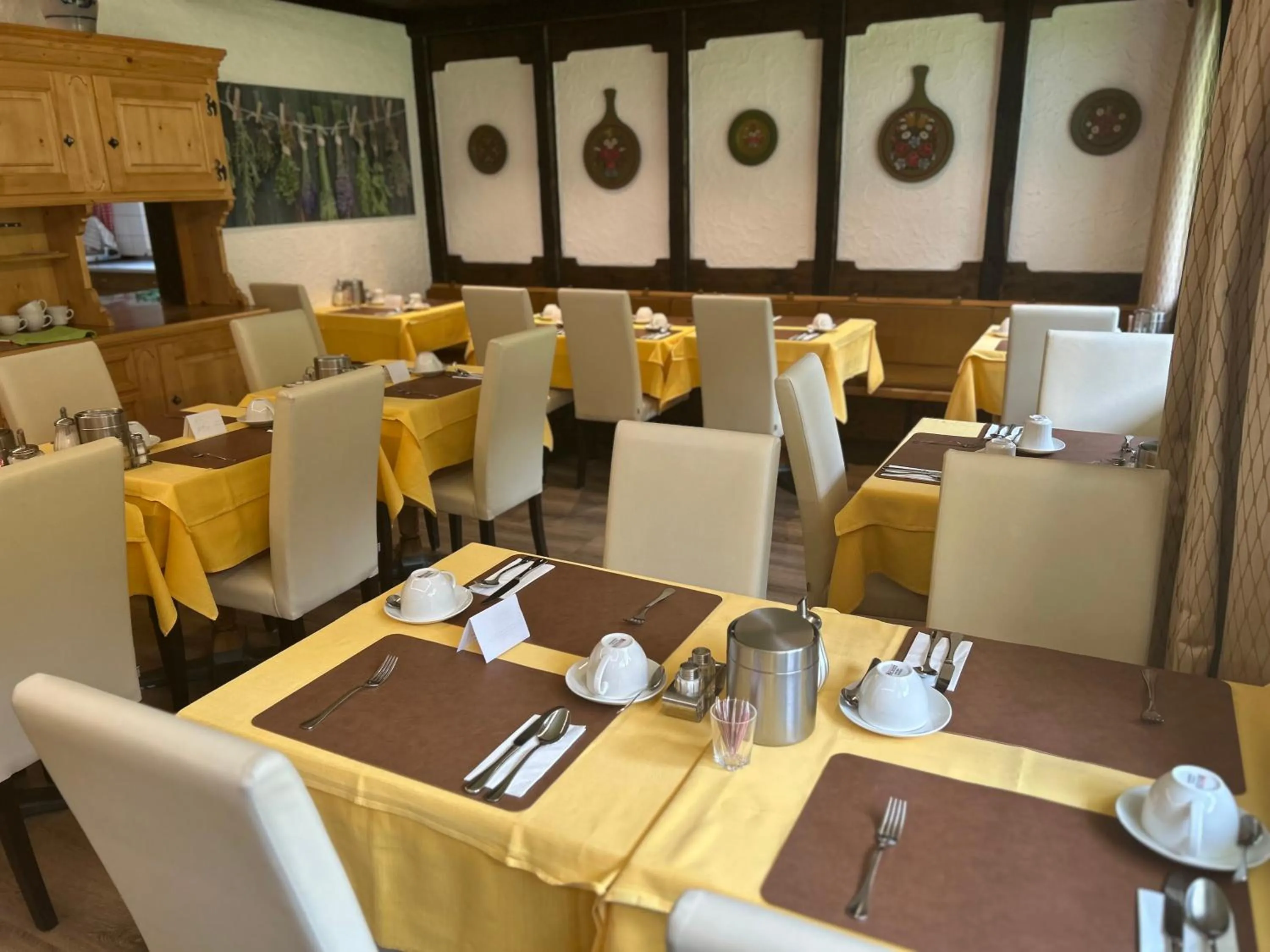 Breakfast in Hotel Adonis