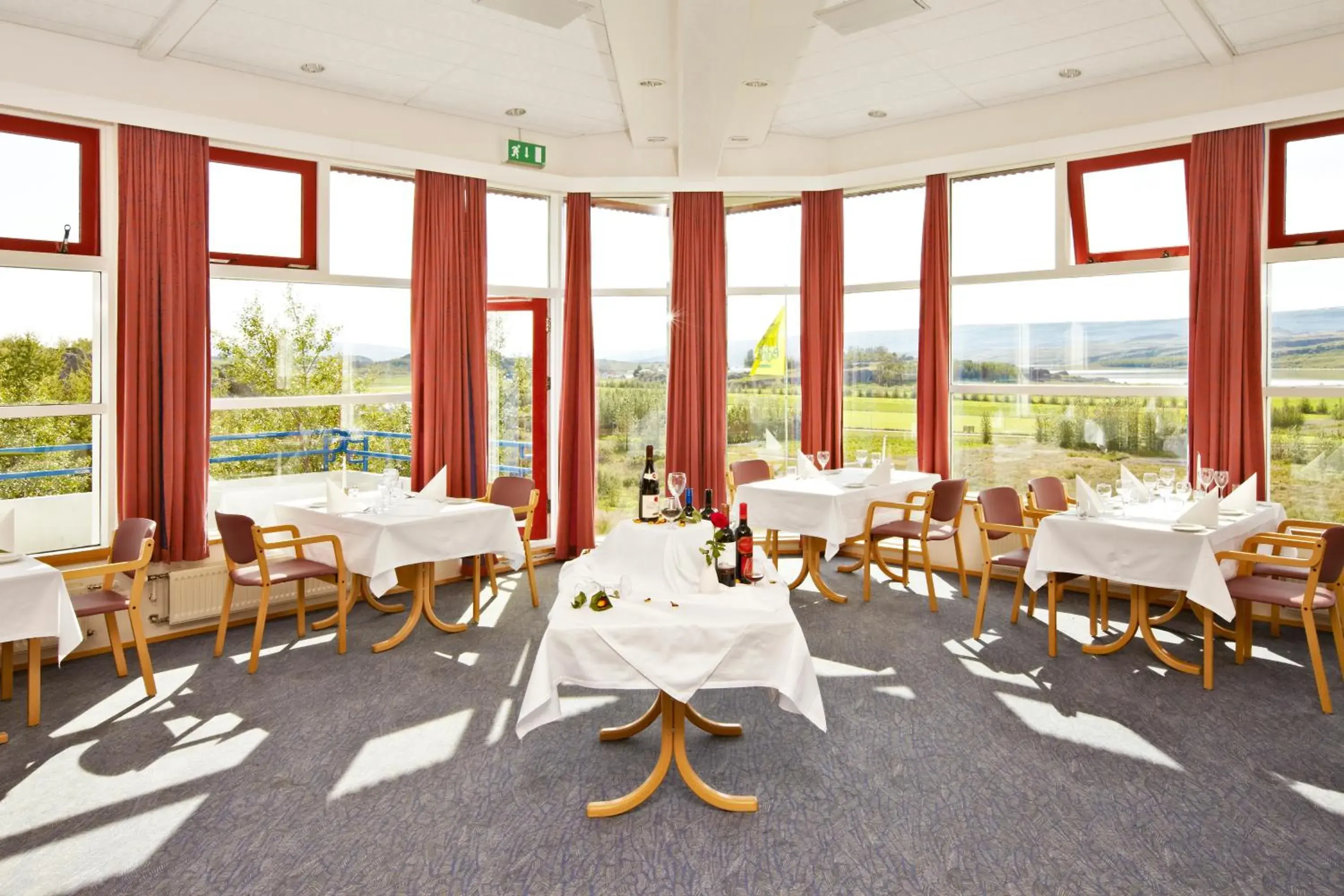 Restaurant/places to eat in Hotel Edda Egilsstadir Restaurant/places to eat in Hotel Edda Egilsstadir